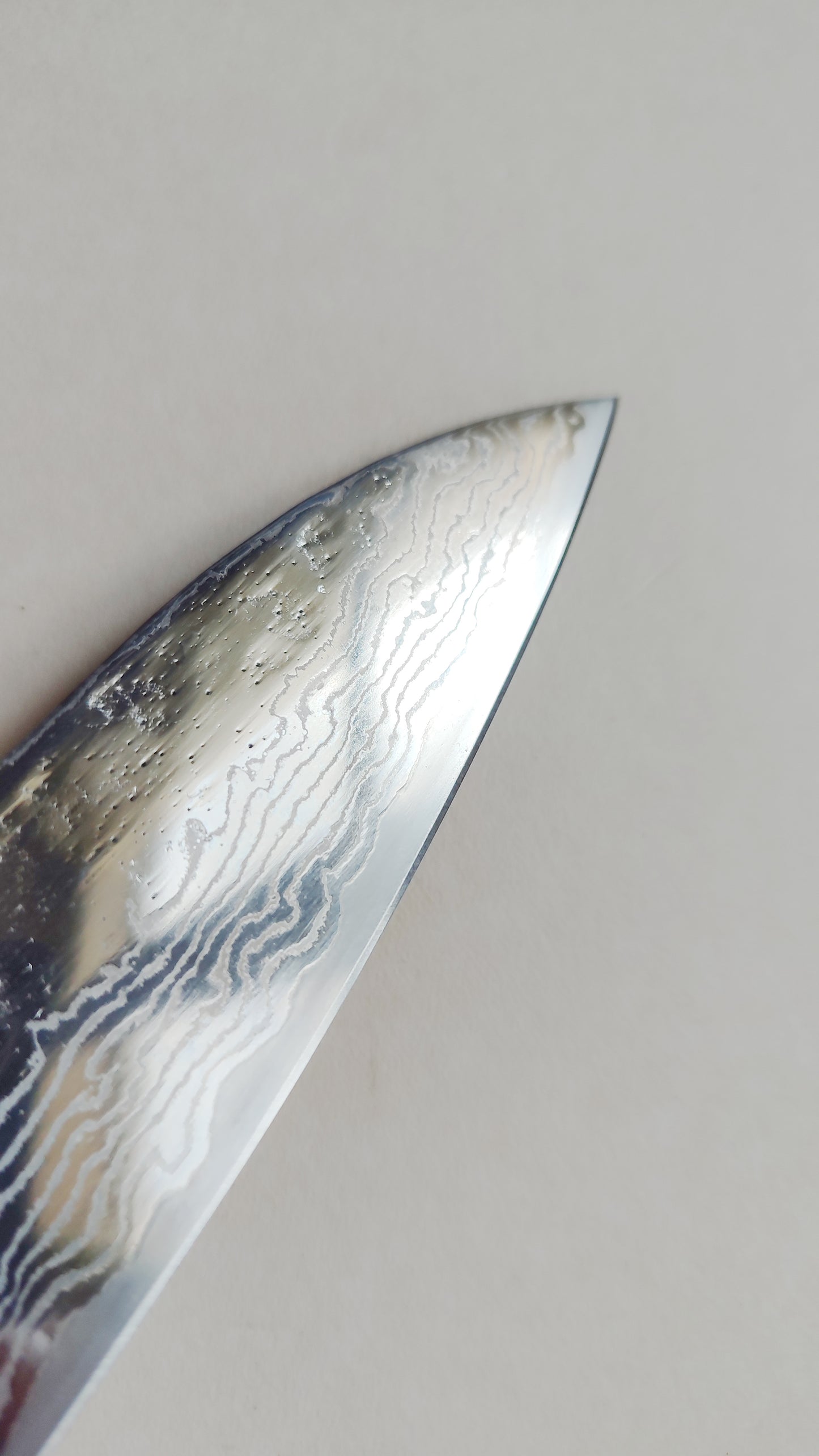 Magnifique couteau de cuisine japonais "Gyuto" 180mm 440C Steel