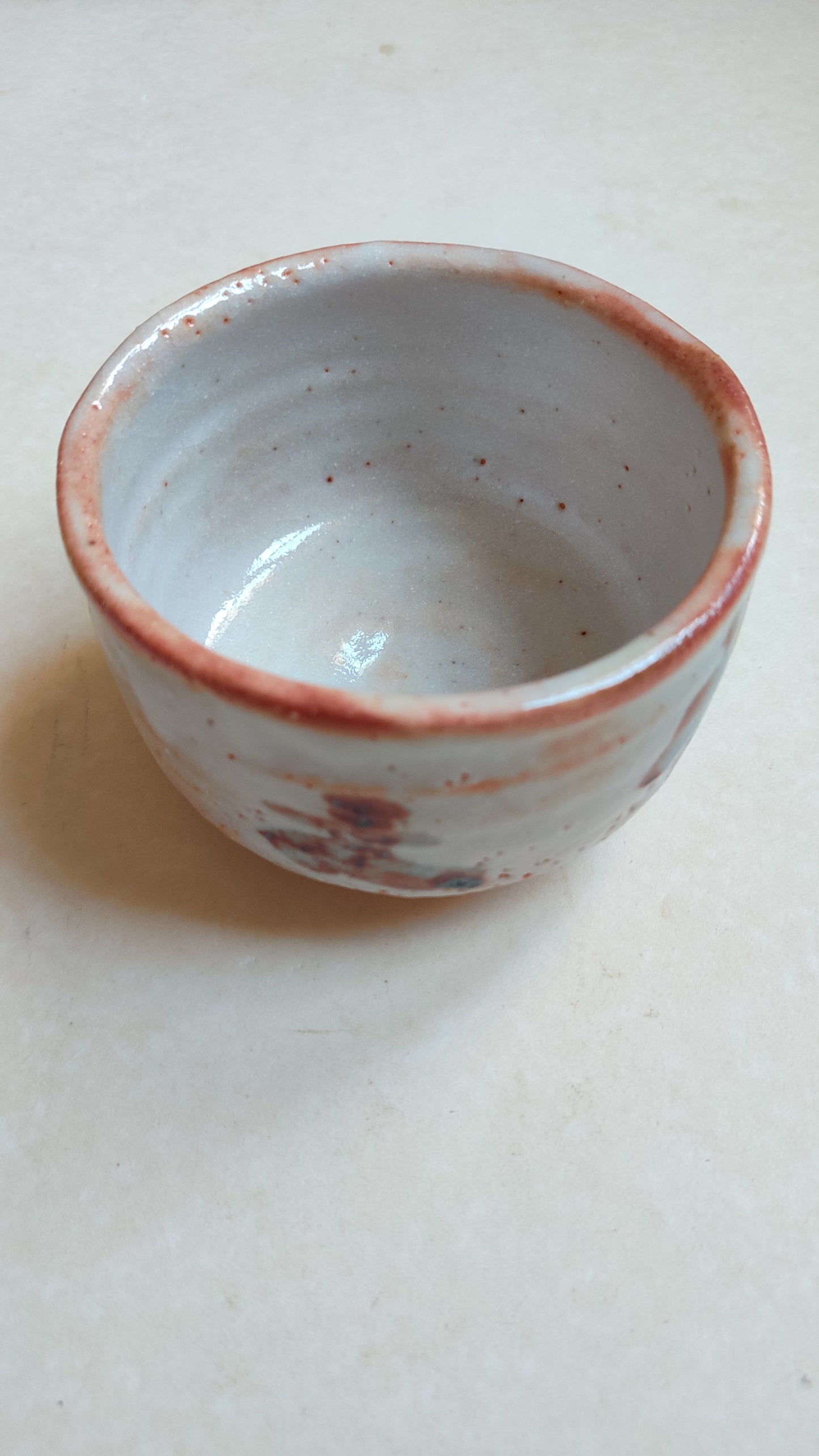 Bol à thé matcha de style "Shino" 120mm "Ryugetsu Kiln"