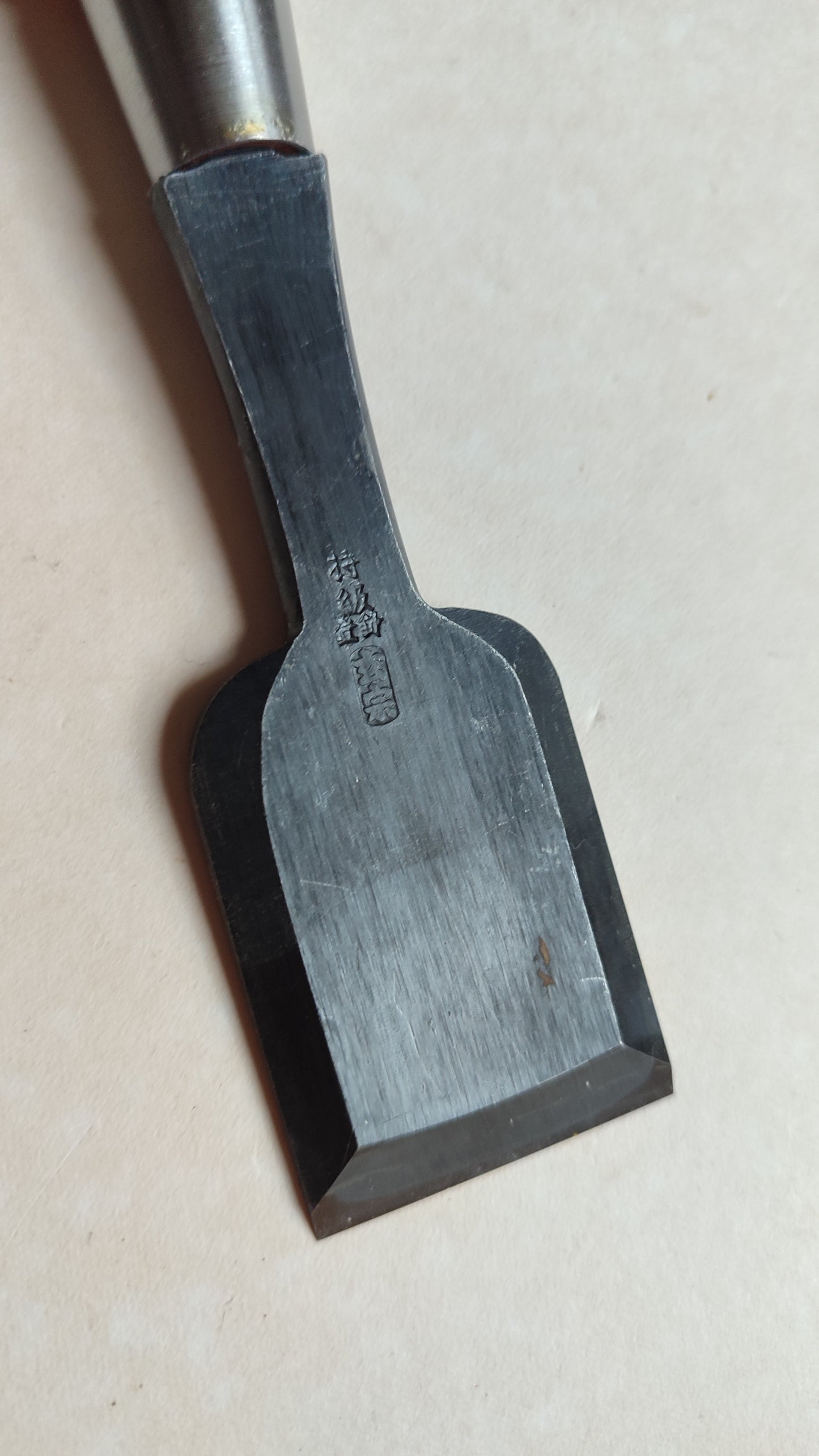 Ciseau japonais "Hiramachi Nomi" 42mm "Genso"
