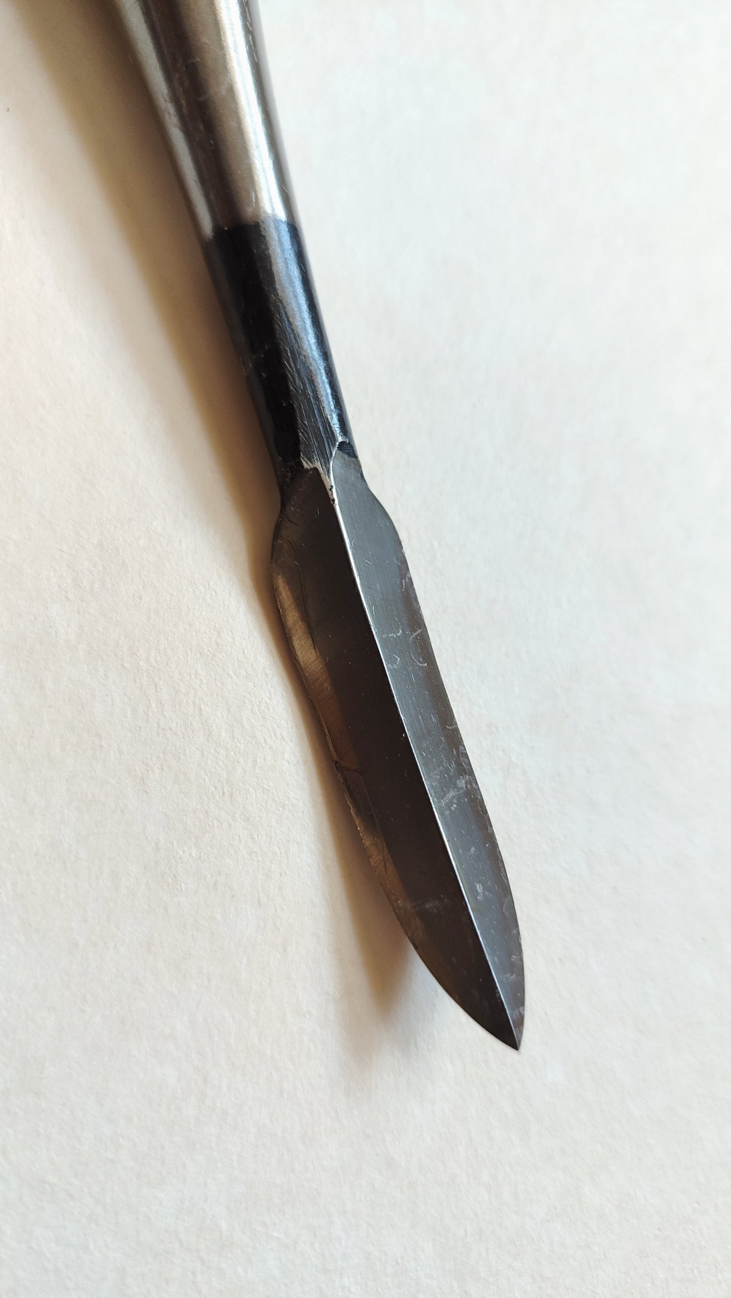 Ciseau japonais de sculpteur "Yari nomi" 12mm