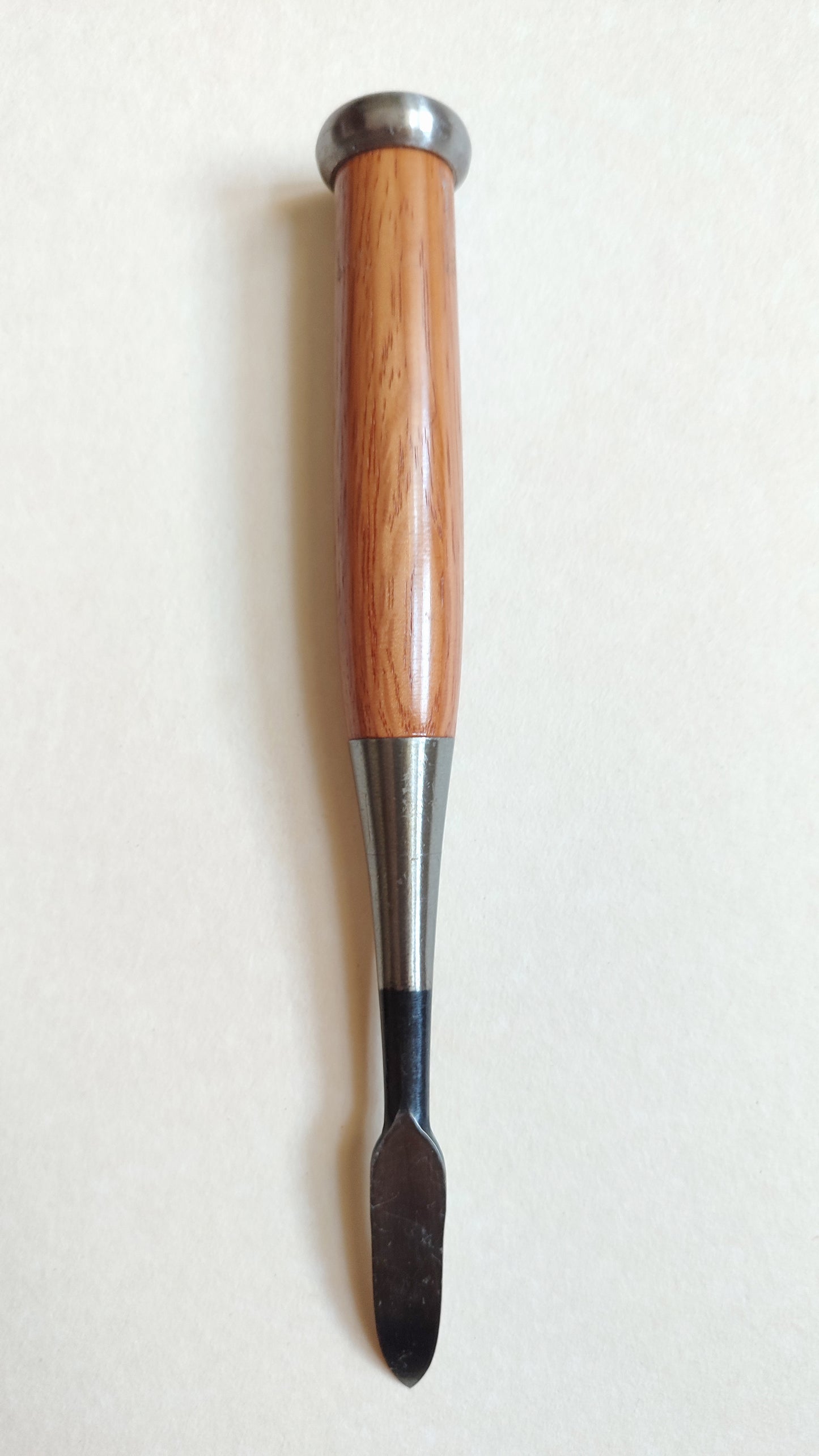 Ciseau japonais de sculpteur "Yari nomi" 12mm