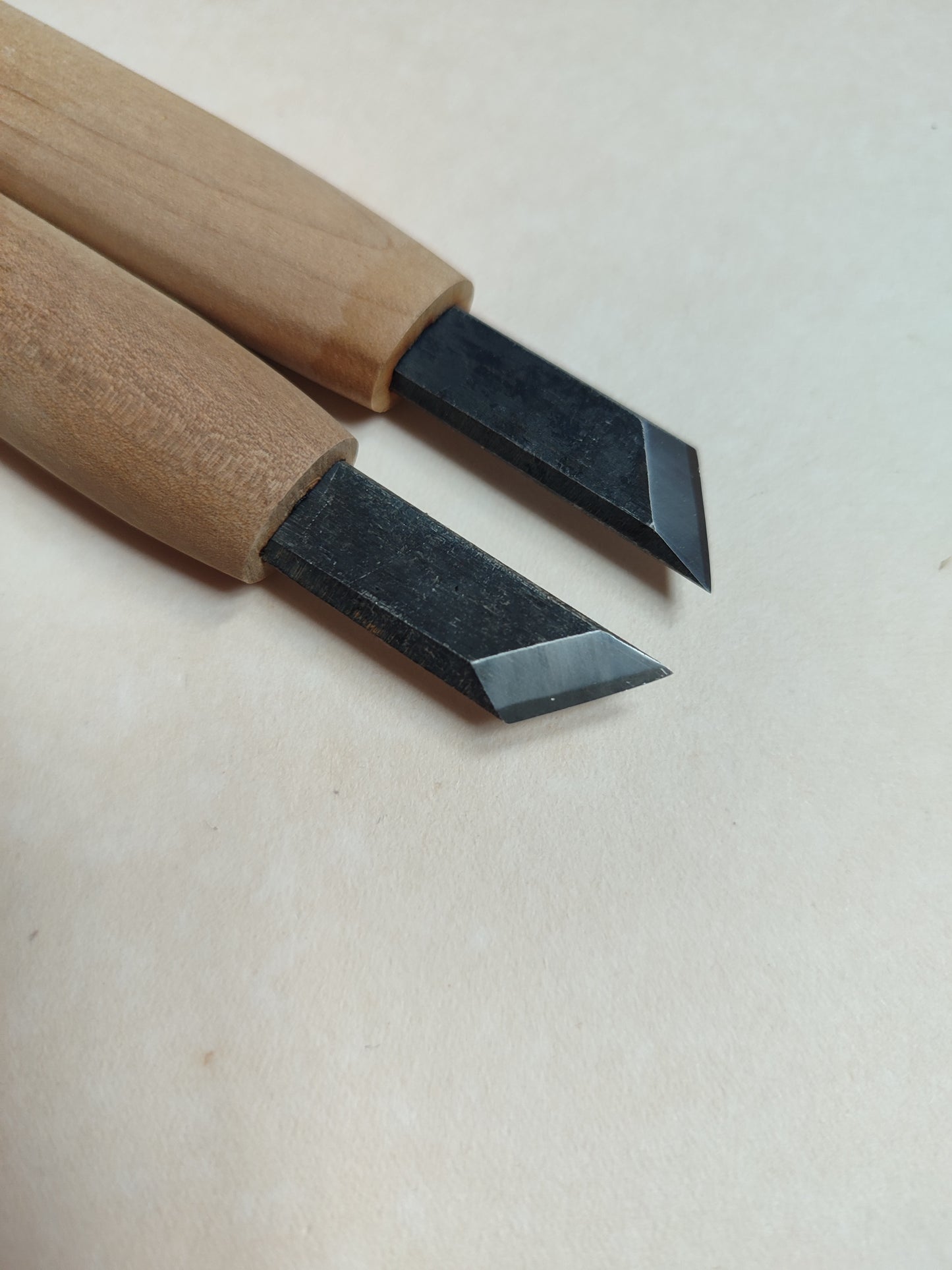 Duo de ciseaux japonais de gravure sur bois "Chokokuto" 12mm