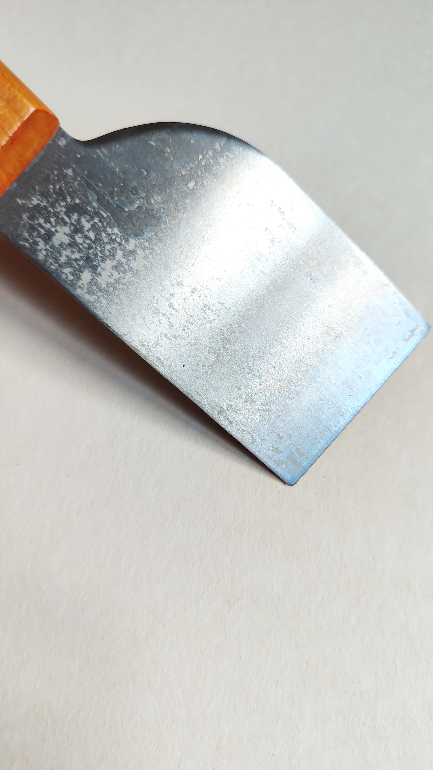 Couteau grattoir japonais droit pour le cuir 45mm Niigata