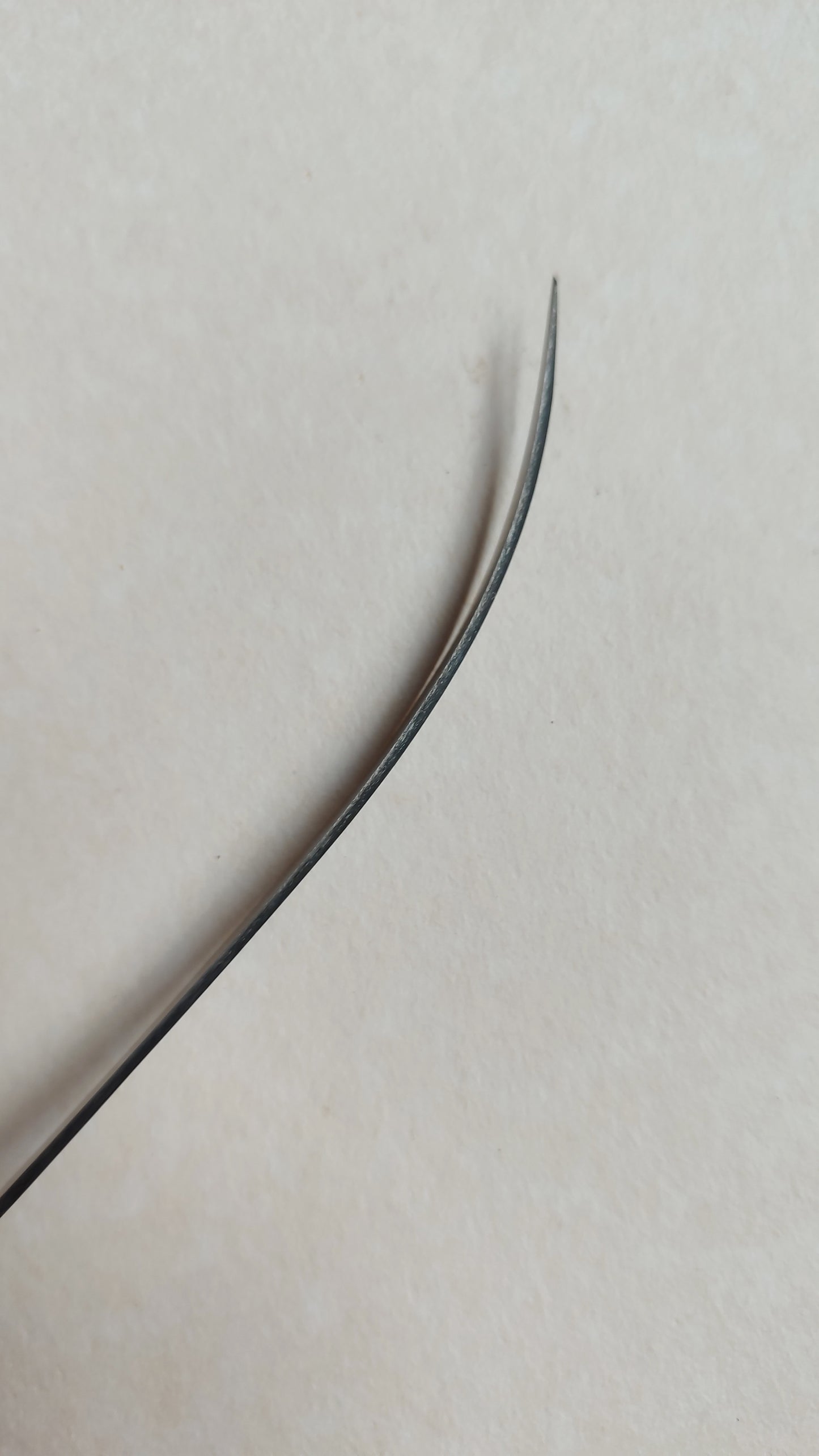 Fin couteau courbe de sculpteur japonais "Namazori Kogatana" 9,5mm droitier