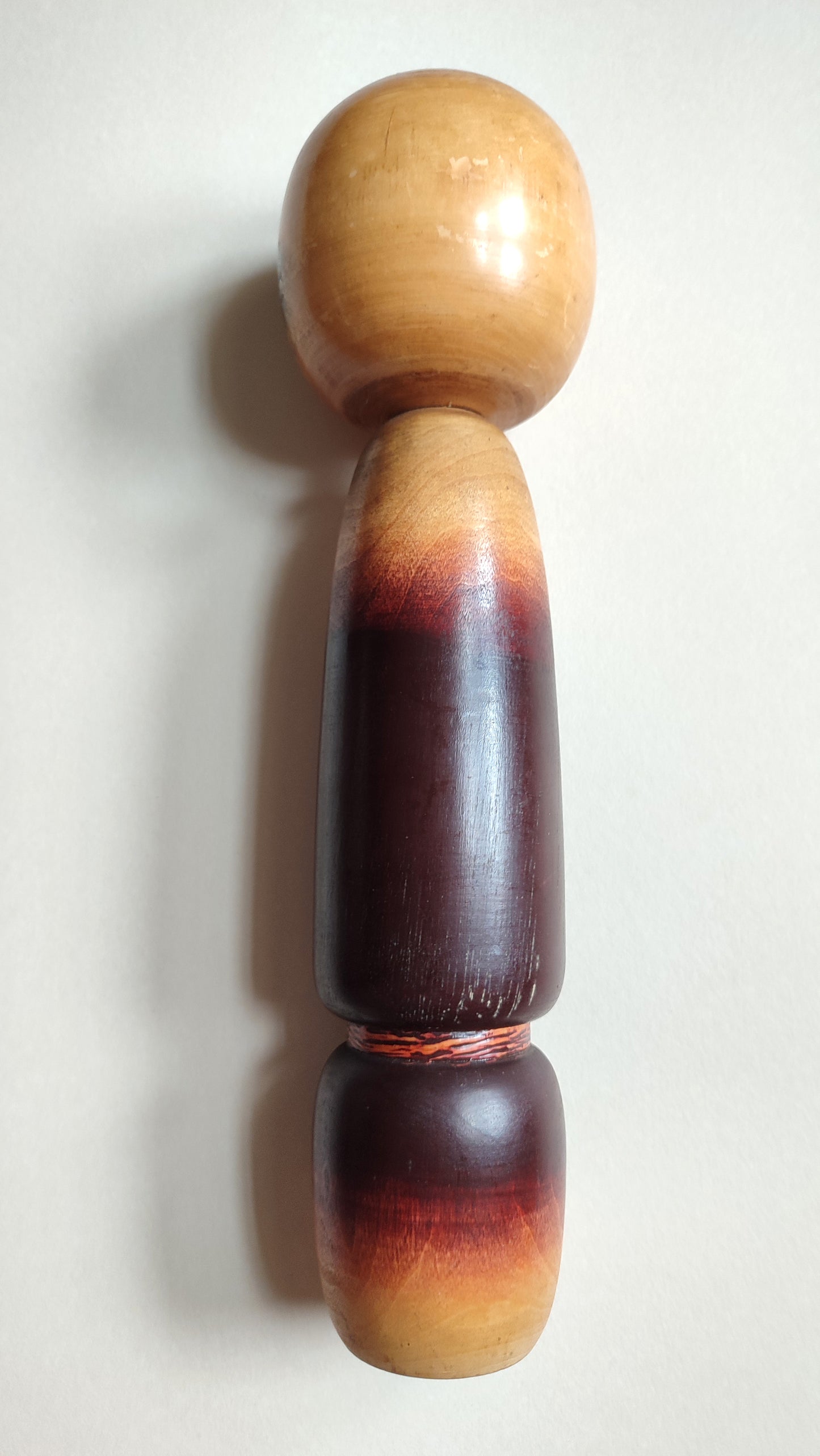 Trés grande poupée japonaise en bois "Kokechi" 435mm "Komura Sato"