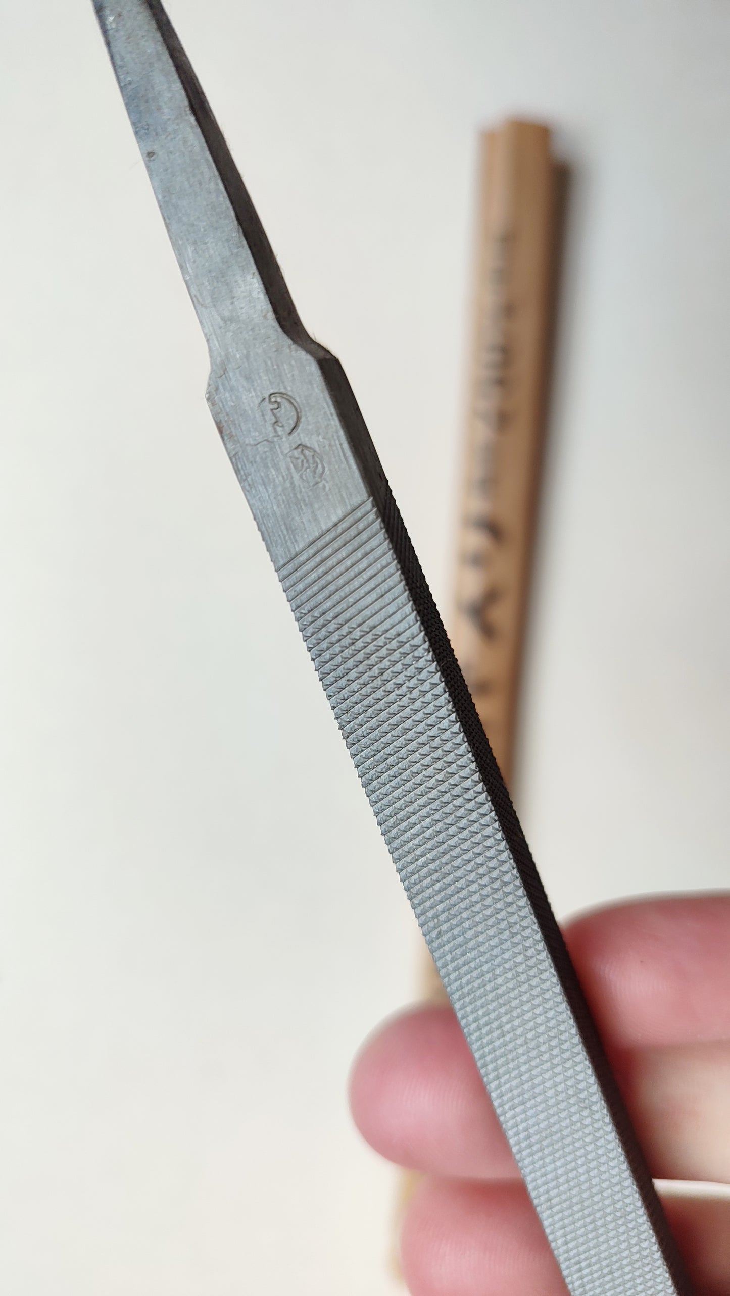 Lime métal carré 250mm Tsubotake