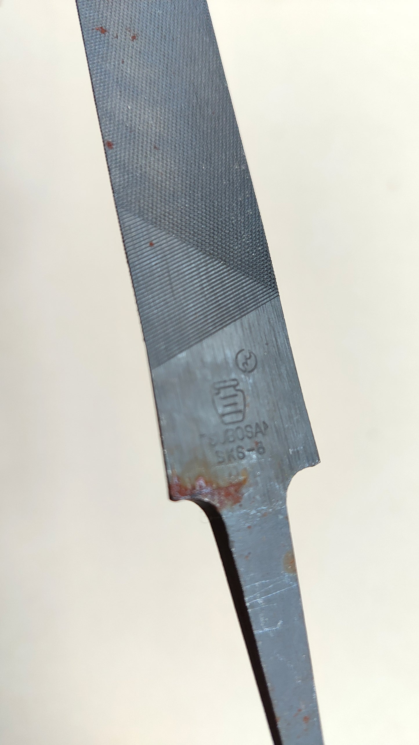 Lime métal demi ronde 200mm Tsubosan