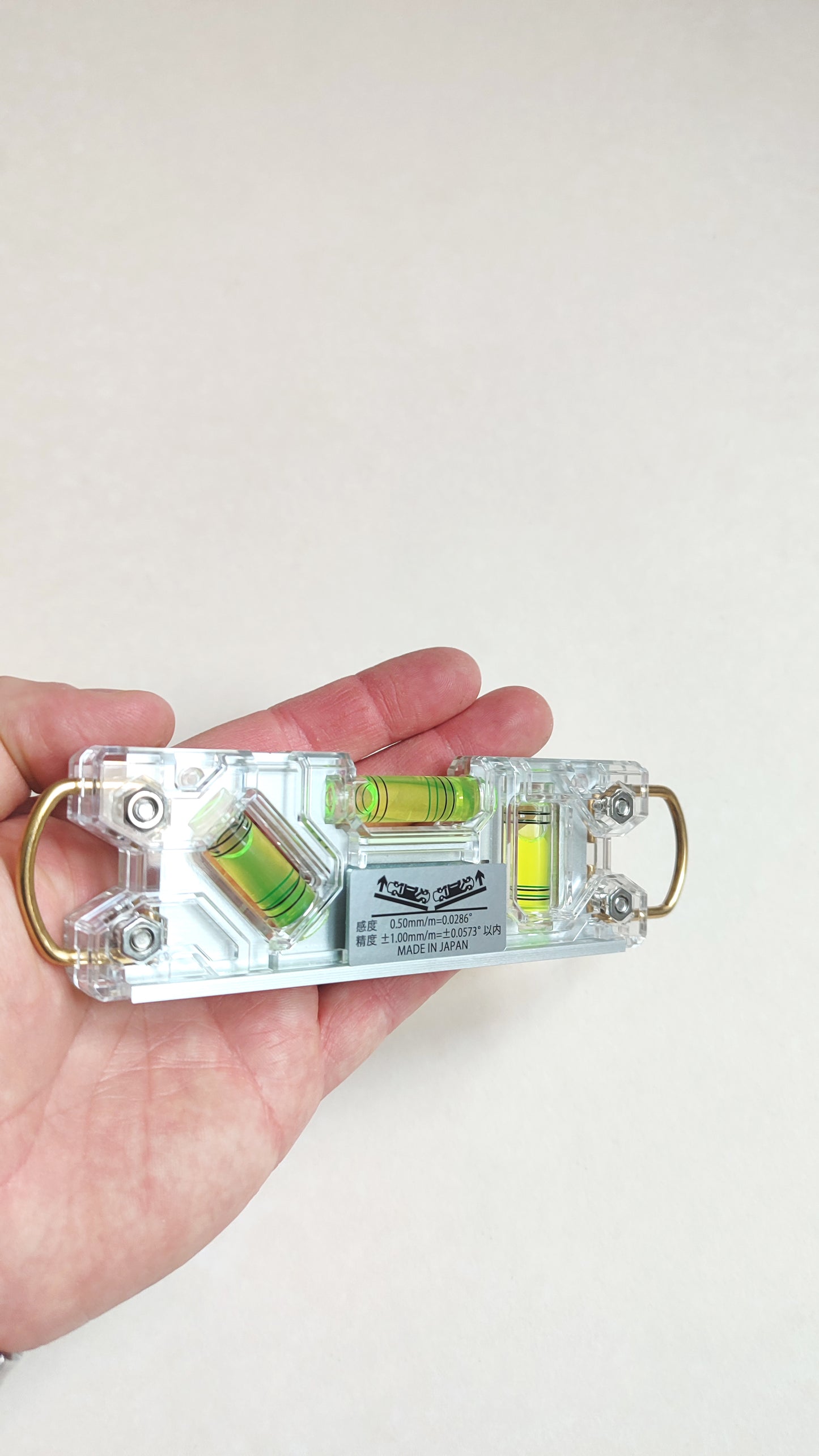 Niveau à bulle crystal magnétique "Ebisu"