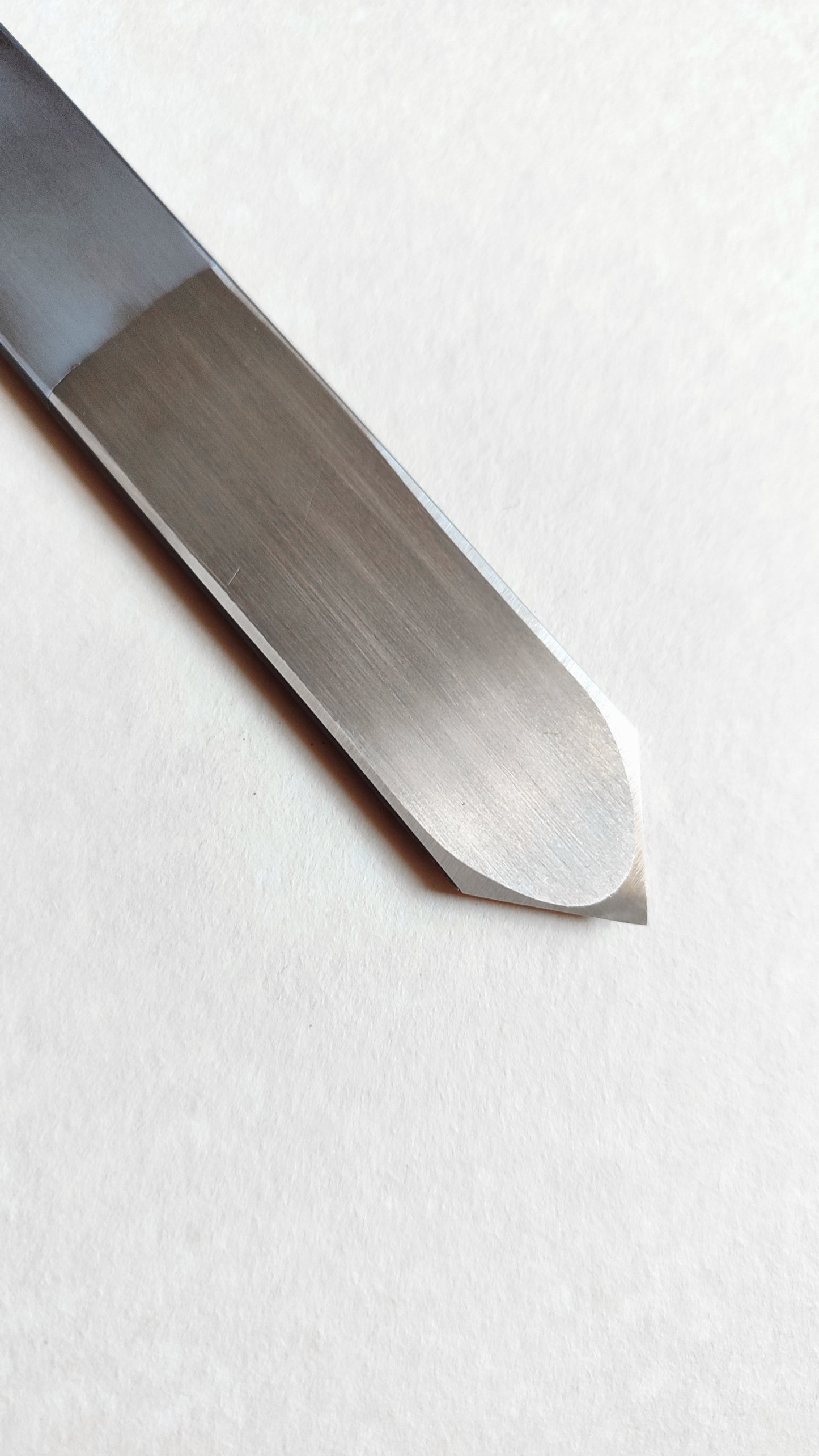 Couteau à tracer japonais "Kensaki" forgé par Yoshihide Sakamitsu 24mm "Tsuchime"
