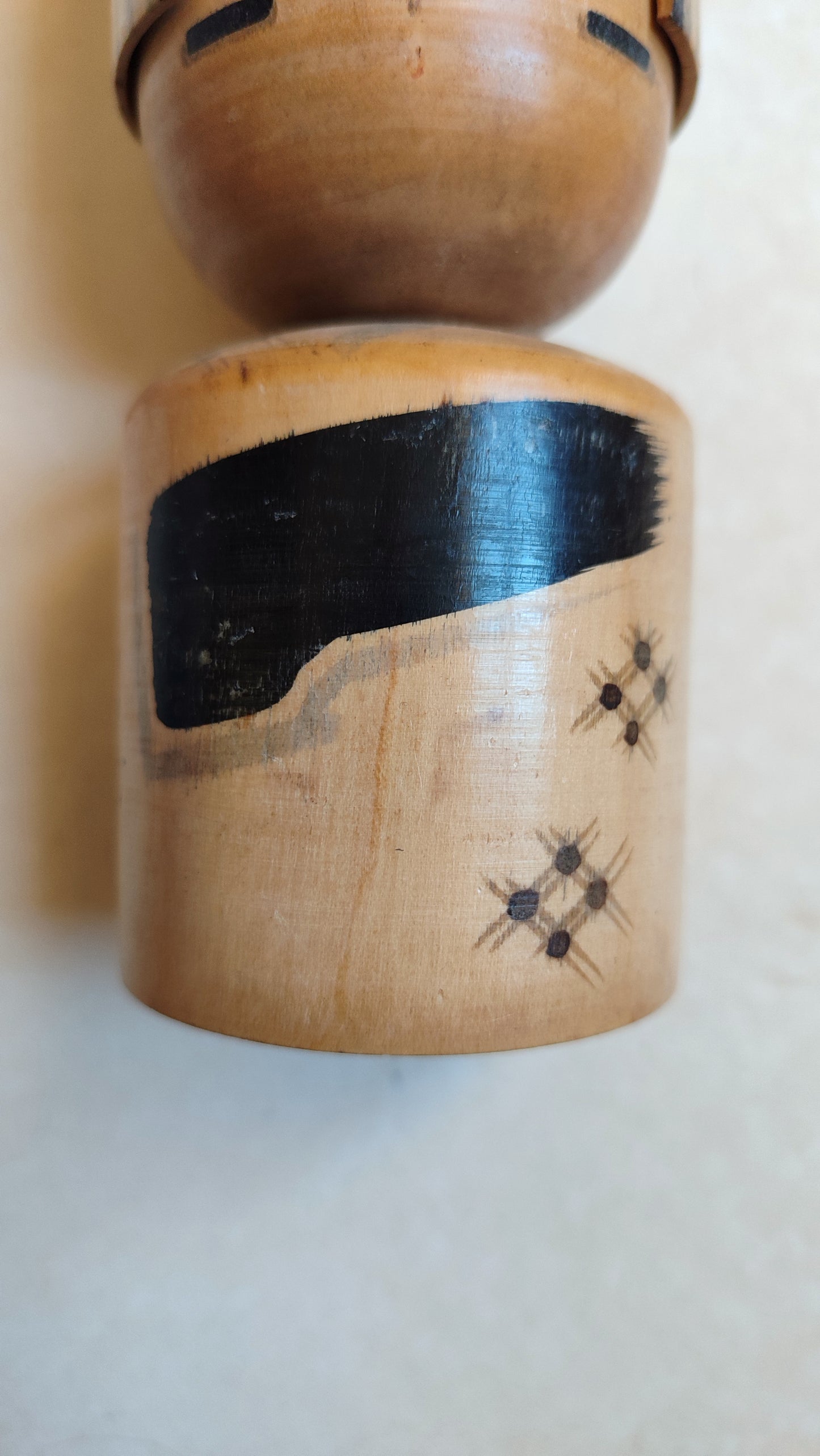 Poupée japonaise en bois "Kokechi" 155mm