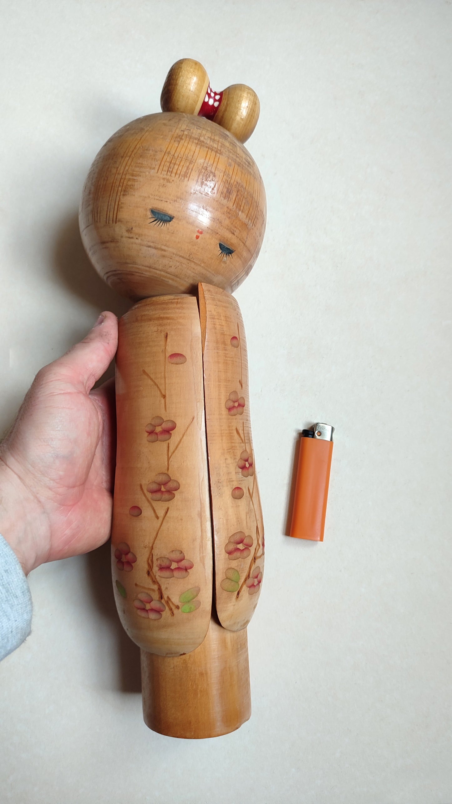 Trés grande poupée japonaise en bois "Kokechi" 400mm "Miyashita Hajime"