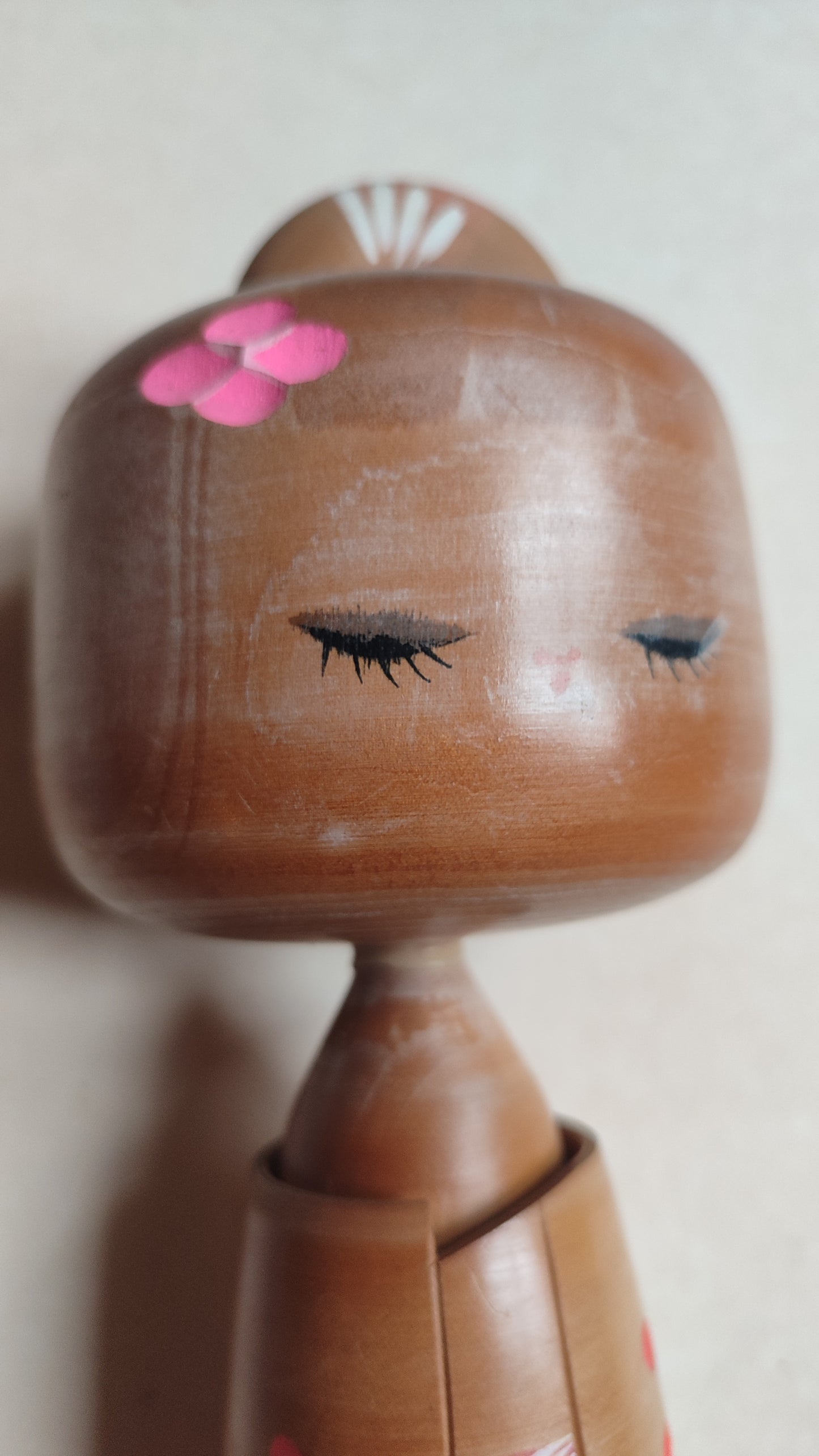 Poupée japonaise en bois "Kokechi" 255mm "Toshiharu Takahashi "