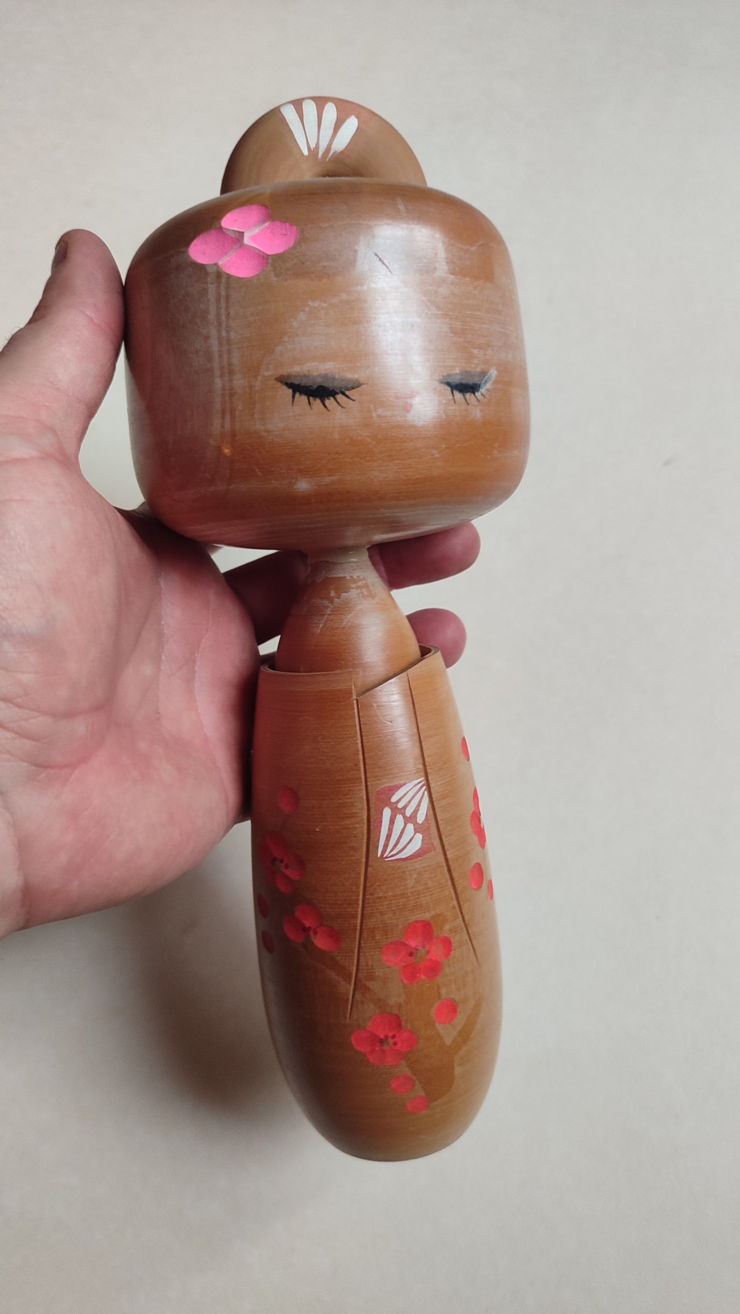 Poupée japonaise en bois "Kokechi" 255mm "Toshiharu Takahashi "