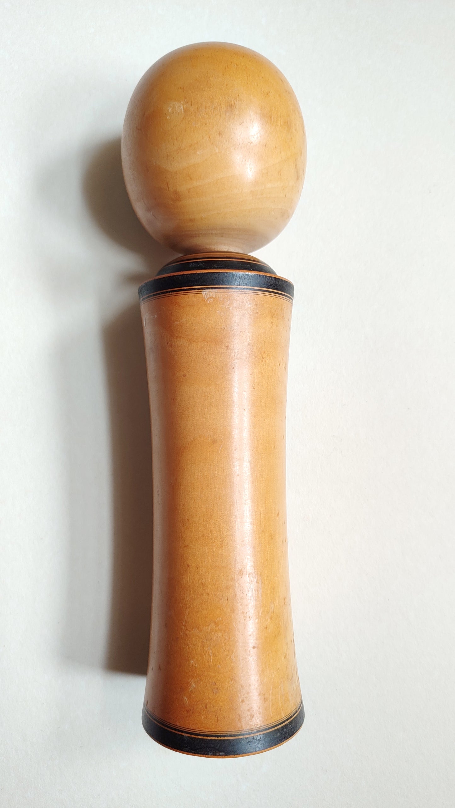 Poupée japonaise monochrome "Kokechi" 310mm style "Zao Takayu"
