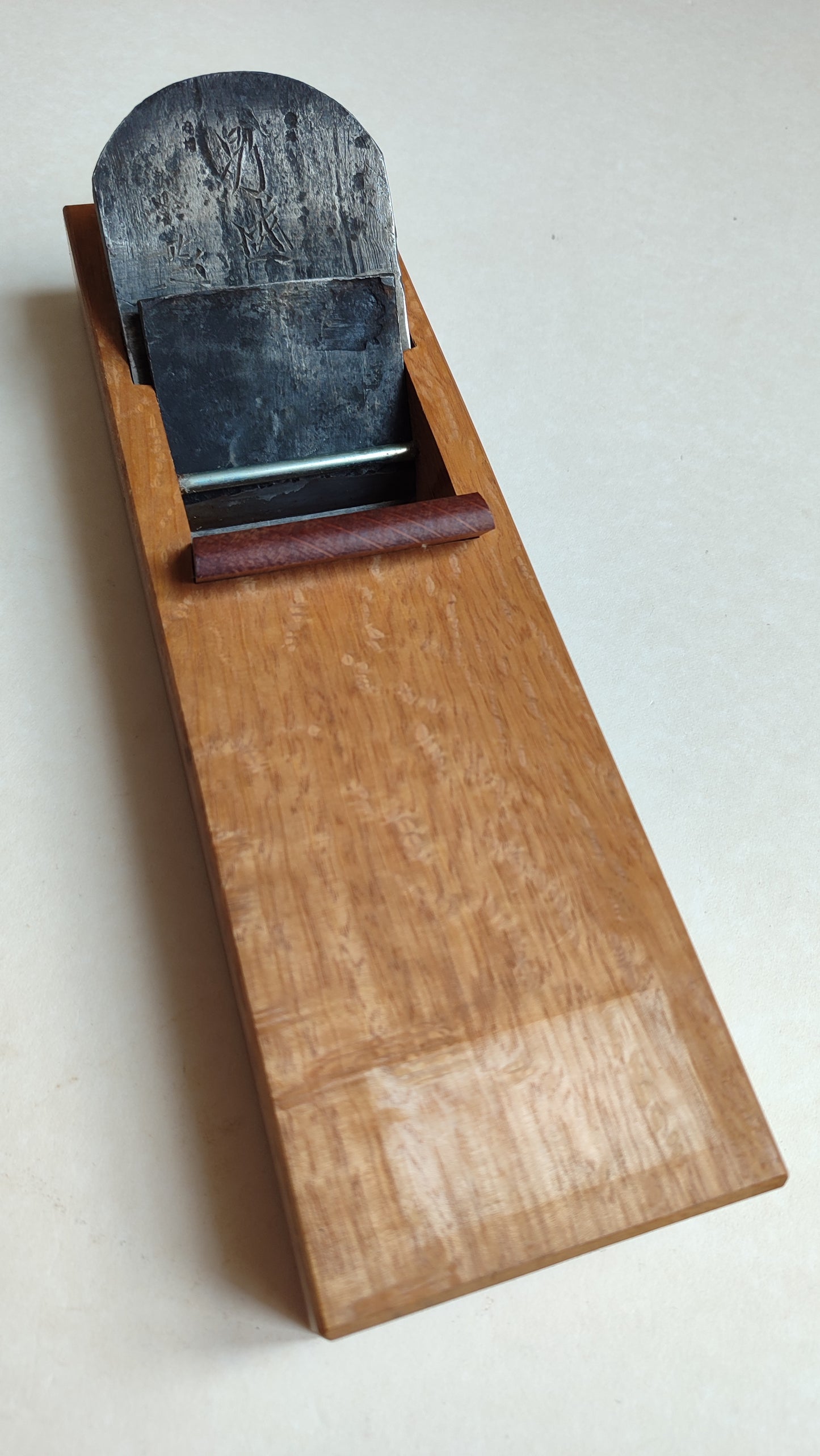 Rare rabot japonais hira kanna 70mm "Otokozakari" du célèbre Tsutsumitomoichi