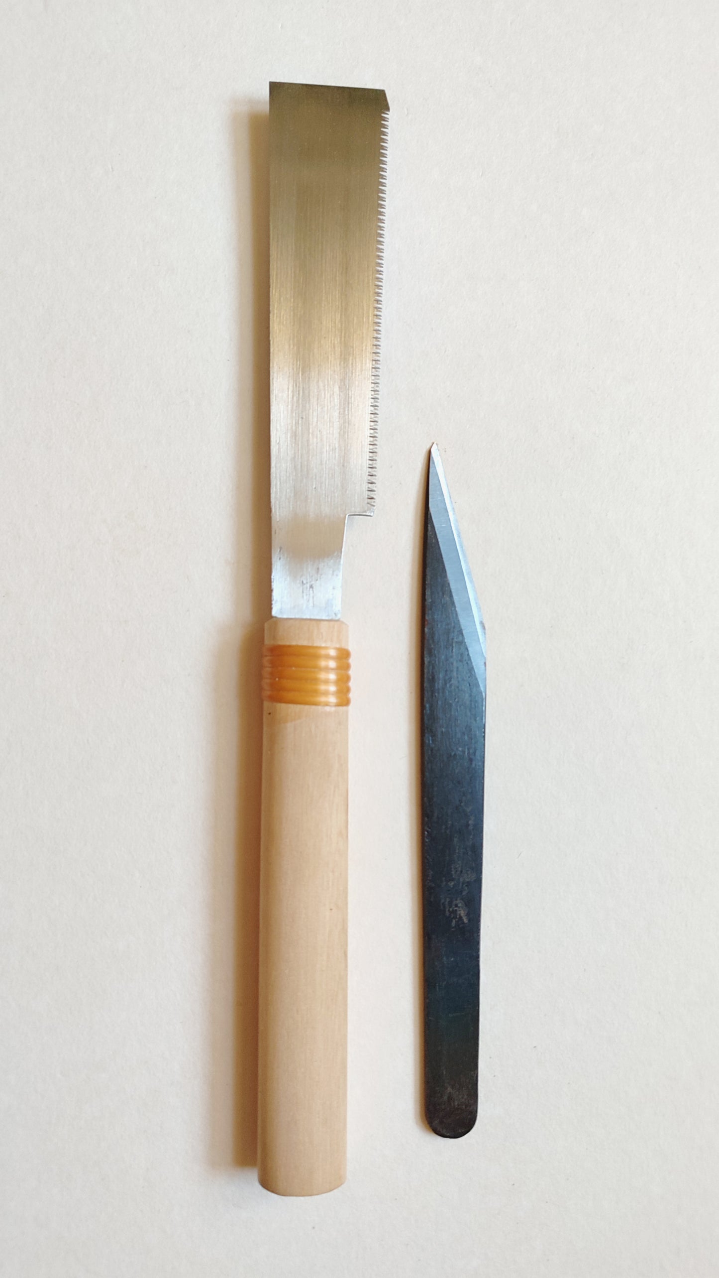 Set de couteau japonais "Kiridashi" 18mm & mini scie japonaise "Kataba" 120mm