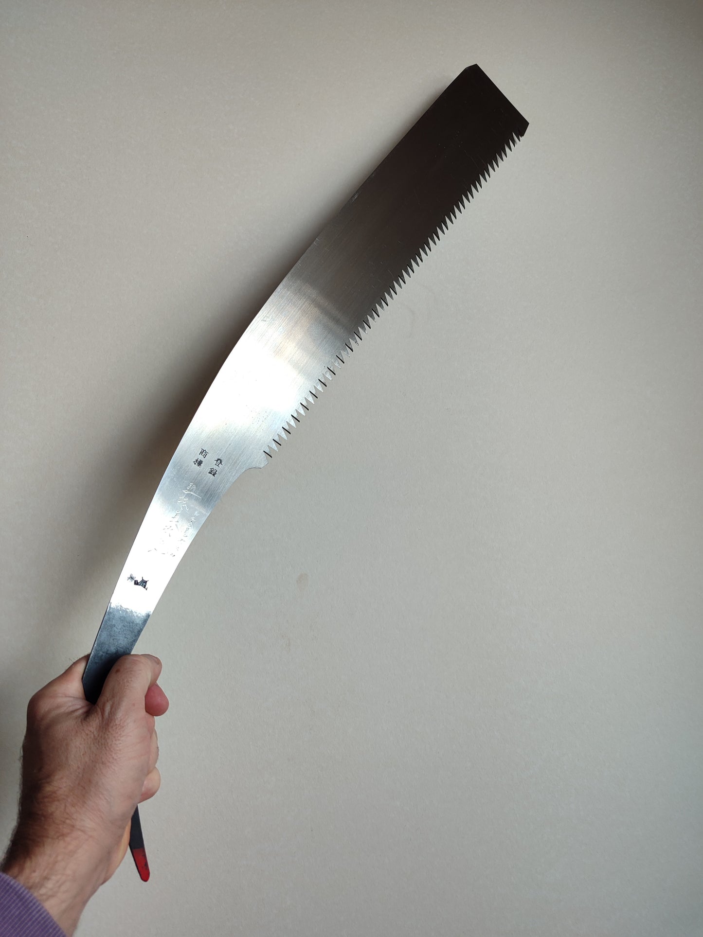 Grande scie japonaise forgée "Temagori-nokogiri" 450mm