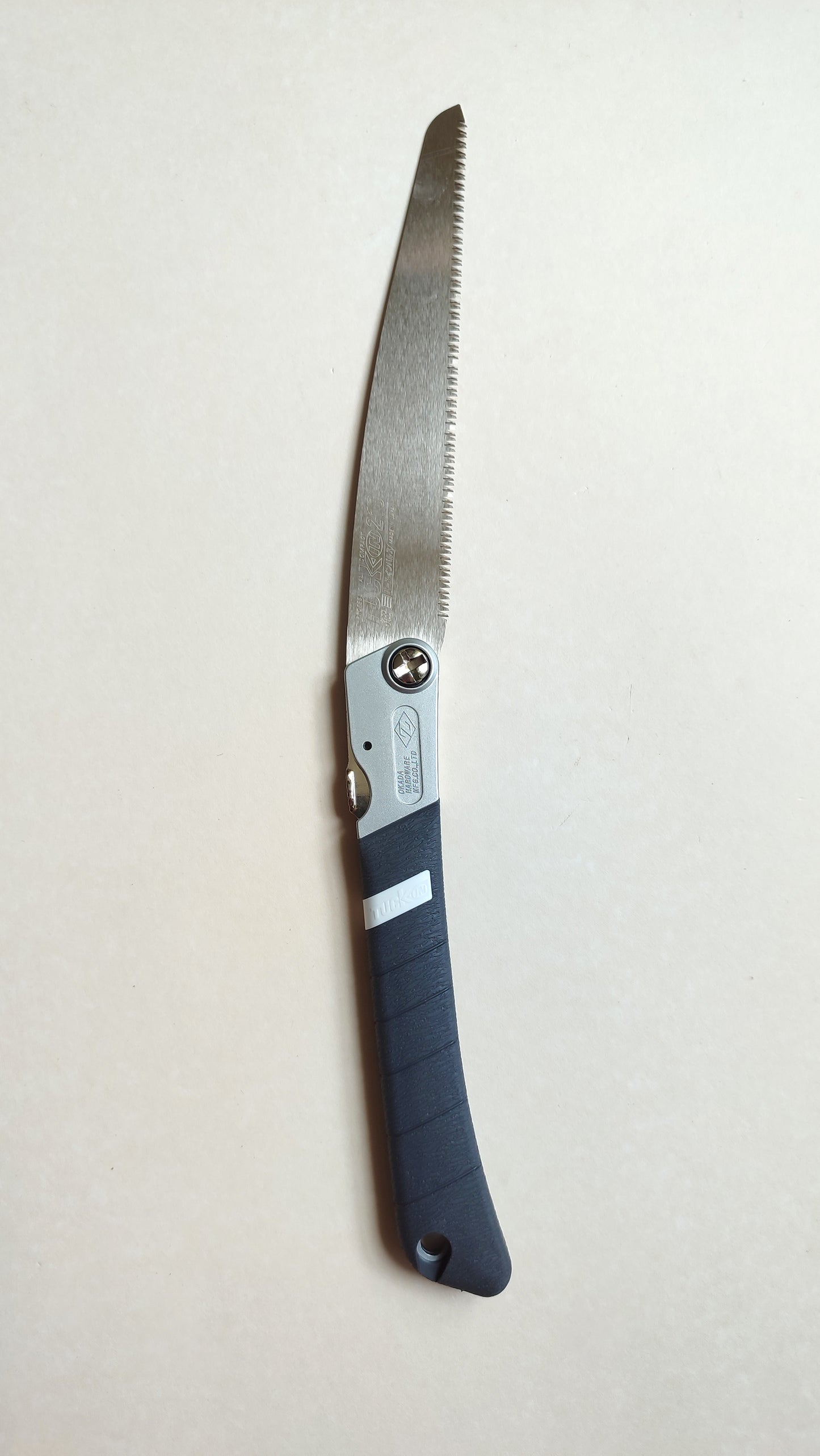 Scie japonaise pliable compact "Tuck-in" 210mm Z-saw