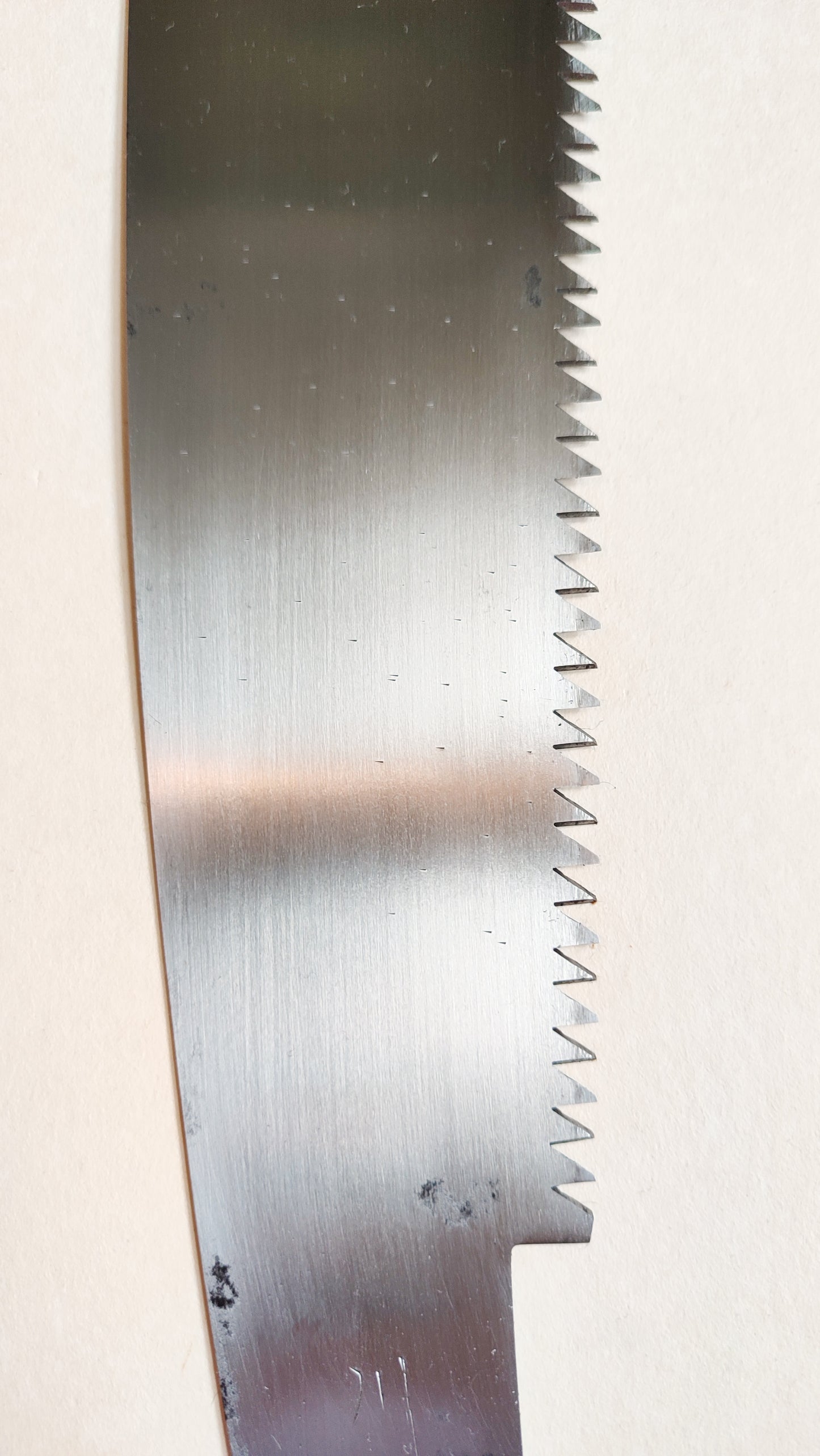Grande scie japonaise forgée "Temagori-nokogiri" 420mm