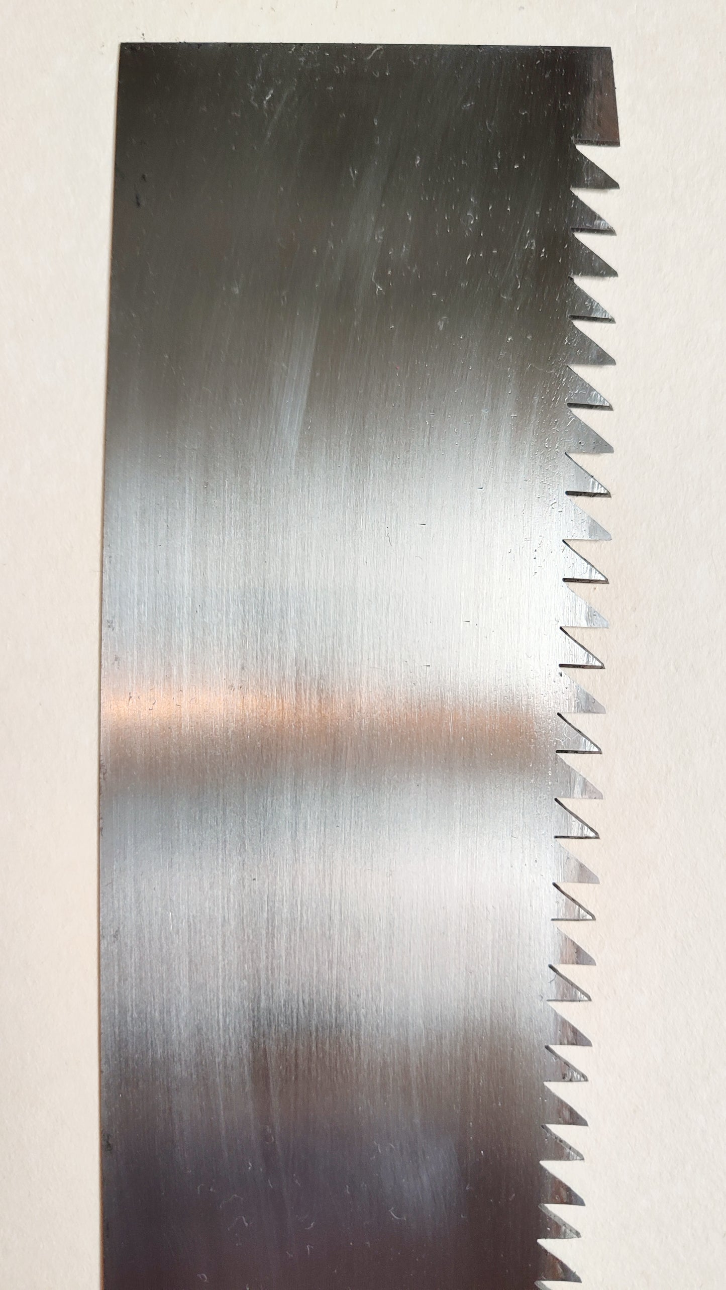 Grande scie japonaise forgée "Temagori-nokogiri" 420mm