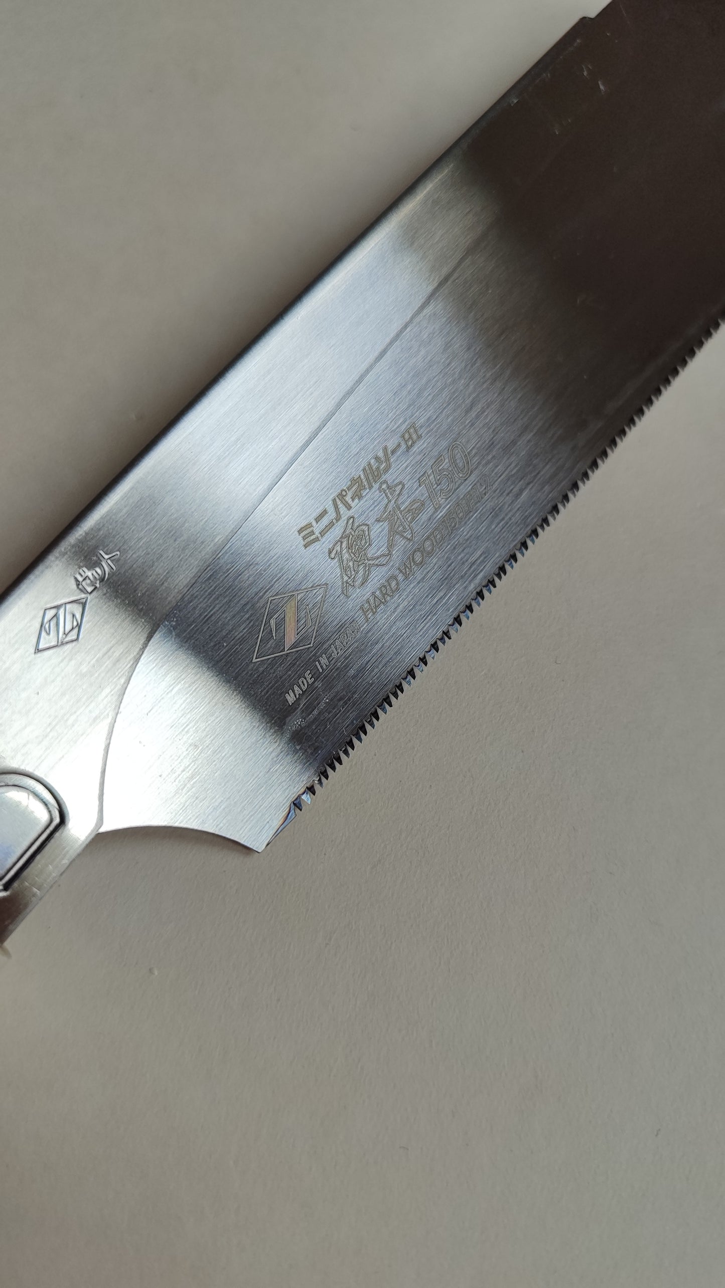 Pequeña sierra industrial japonesa “Dozuki” “Sierra Z” de 150 mm