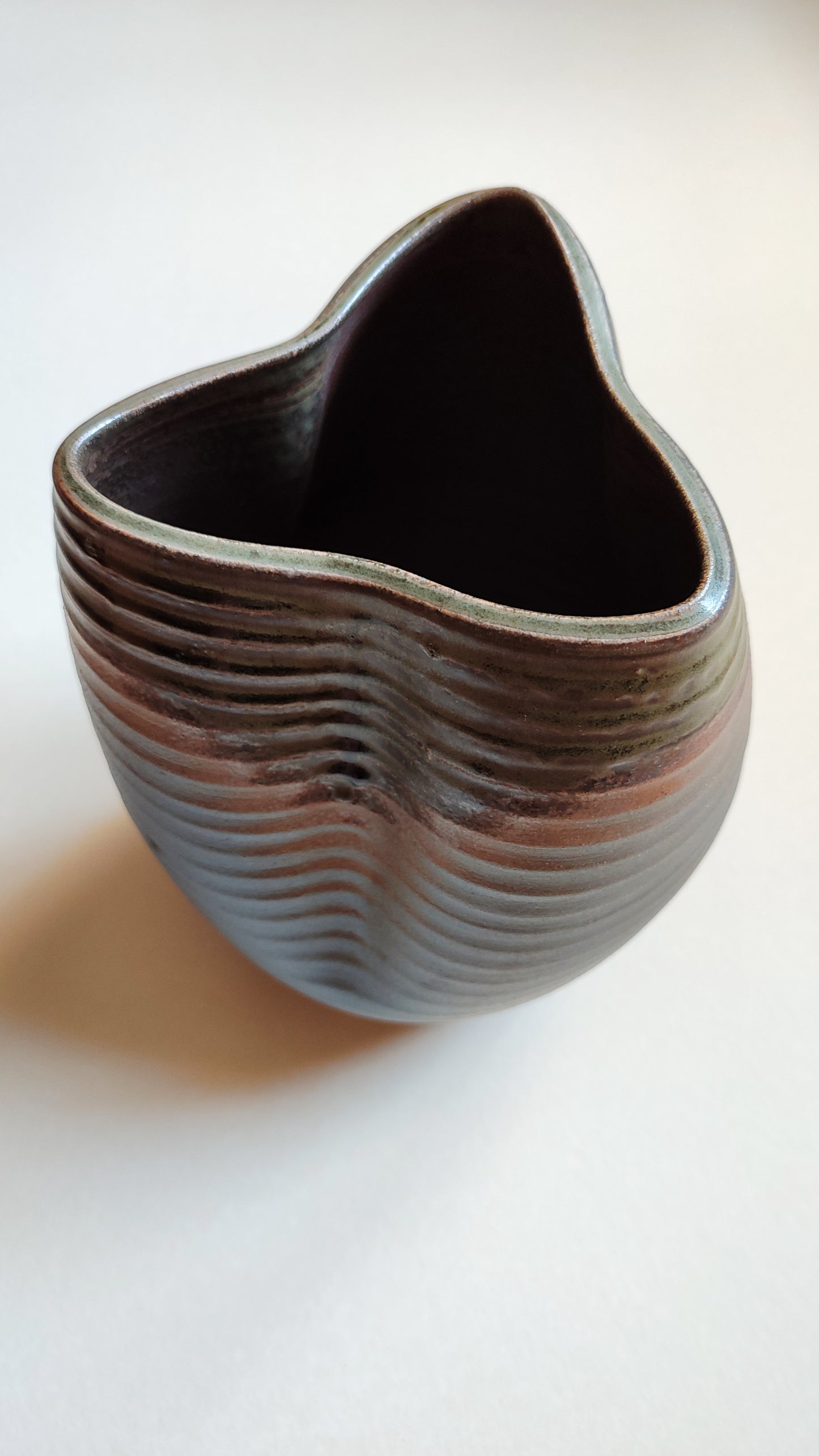 Rare vase japonais fabriqué par "Hatayama" dans la ville d'Echizen 245mm