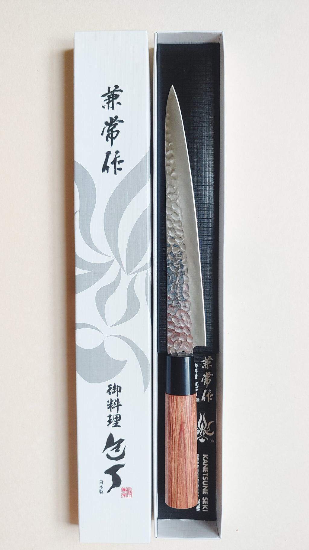Lot de couteaux Japonais Petty, Gyuto, Sujihiki, Aî-deba "Kanetsune"