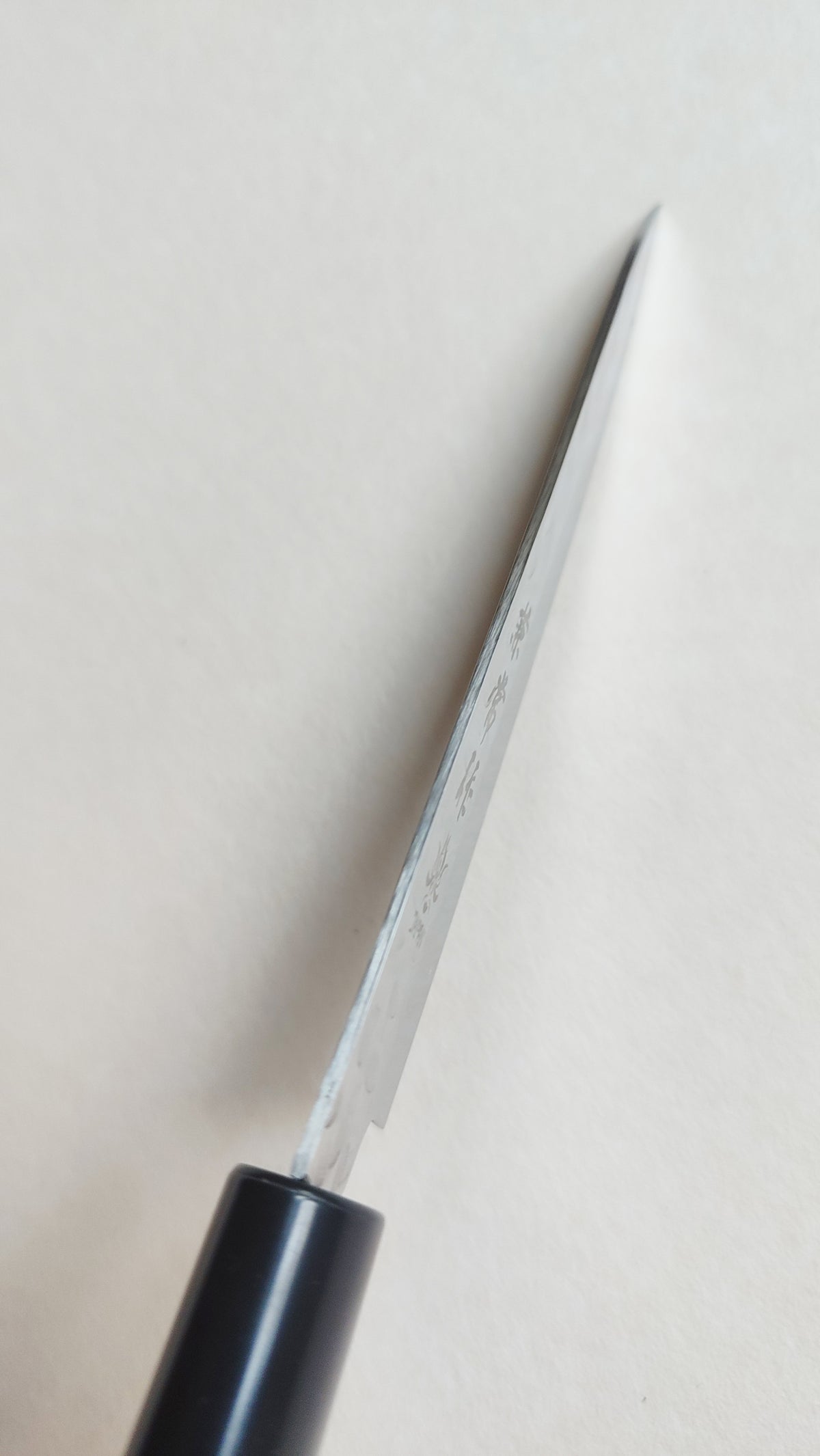 Lot de couteaux Japonais Petty, Gyuto, Sujihiki, Aî-deba "Kanetsune"