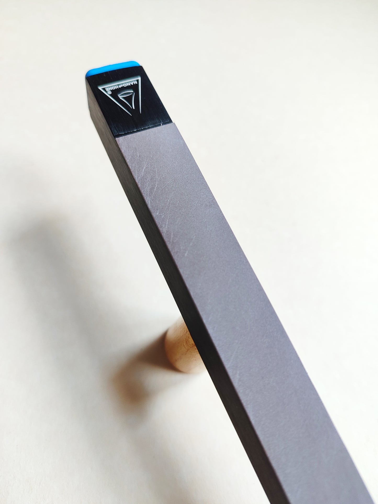 Aiguisoir-affûteur Nano-Strop 25 microns