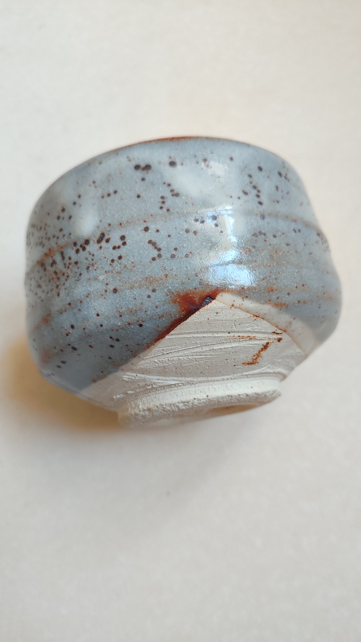 Bol à thé matcha de style "Shino" 120mm "Kiseto Setoguro"