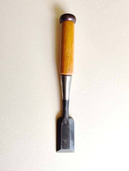 Ciseau japonais "Chu Tataki Nomi" 36mm