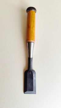 Ciseau japonais "Chu Tataki Nomi" 36mm
