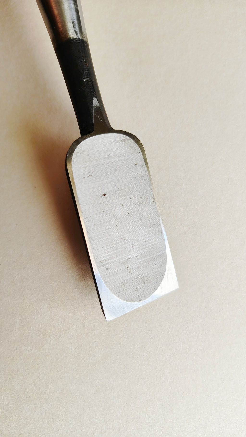 Ciseau japonais "Chu Tataki Nomi" 36mm