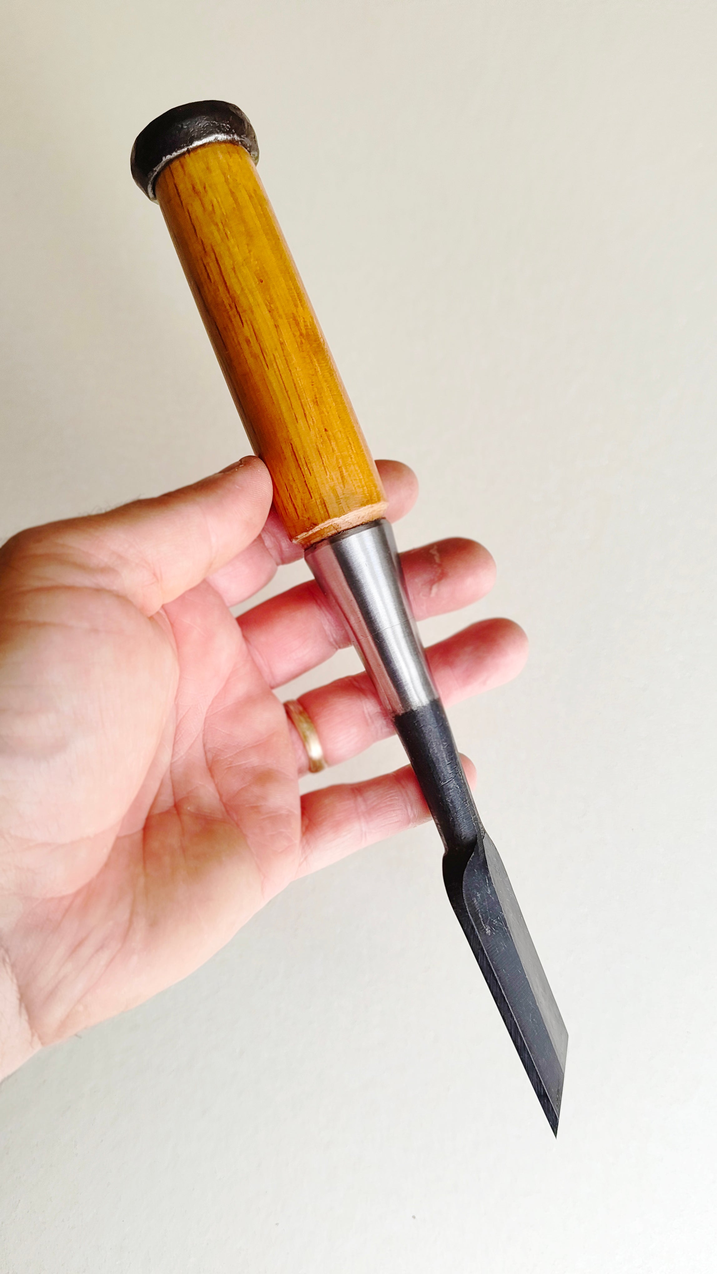 Ciseau japonais "Chu Tataki Nomi" 36mm