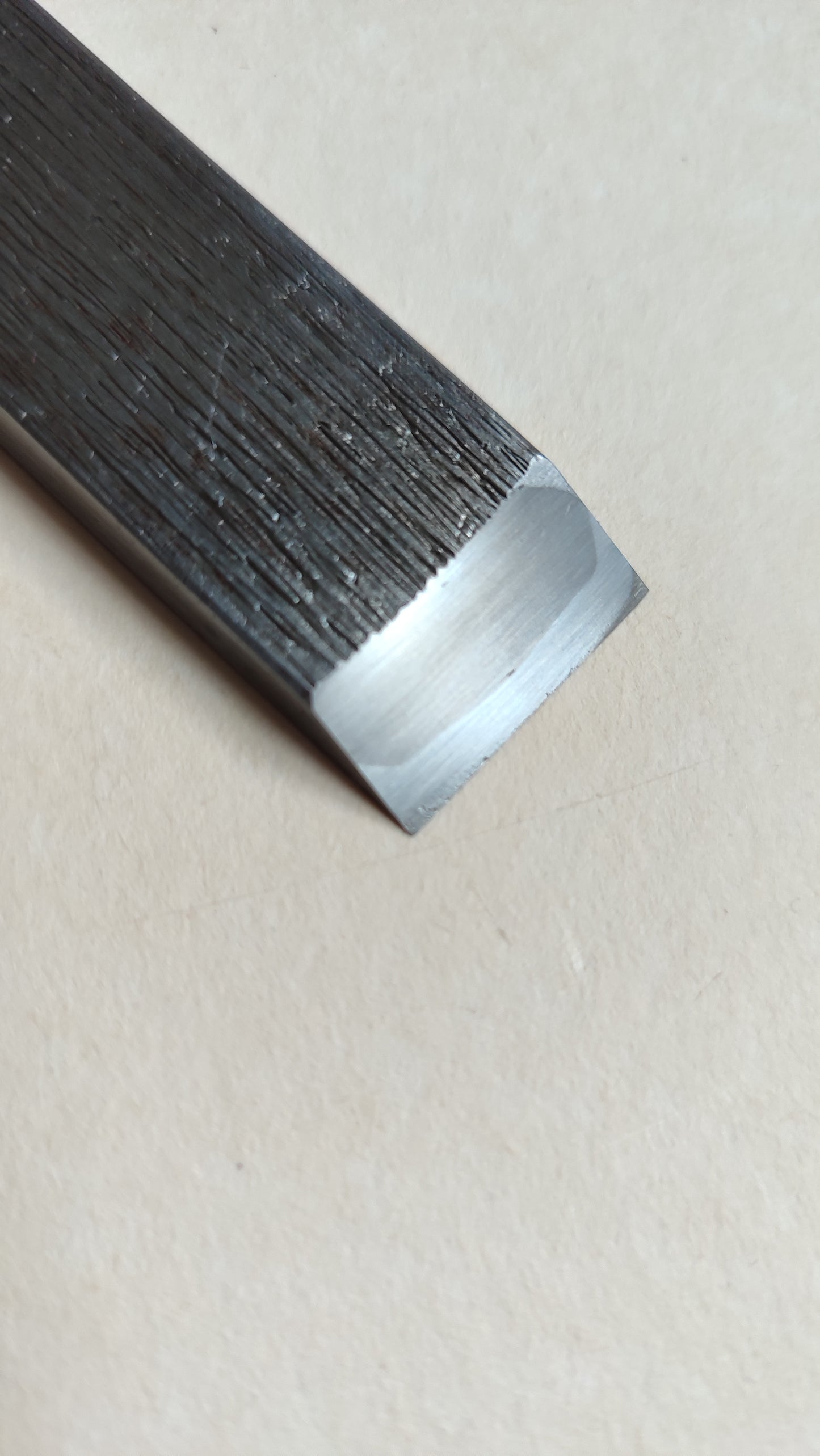 Ciseau japonais "Damekiri Nomi" 24mm mokume