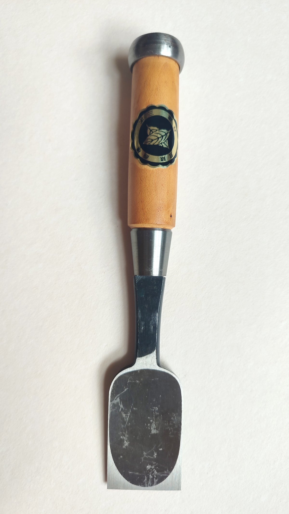 Ciseau japonais premium "Hiramachi Nomi" 42mm Ouchi San