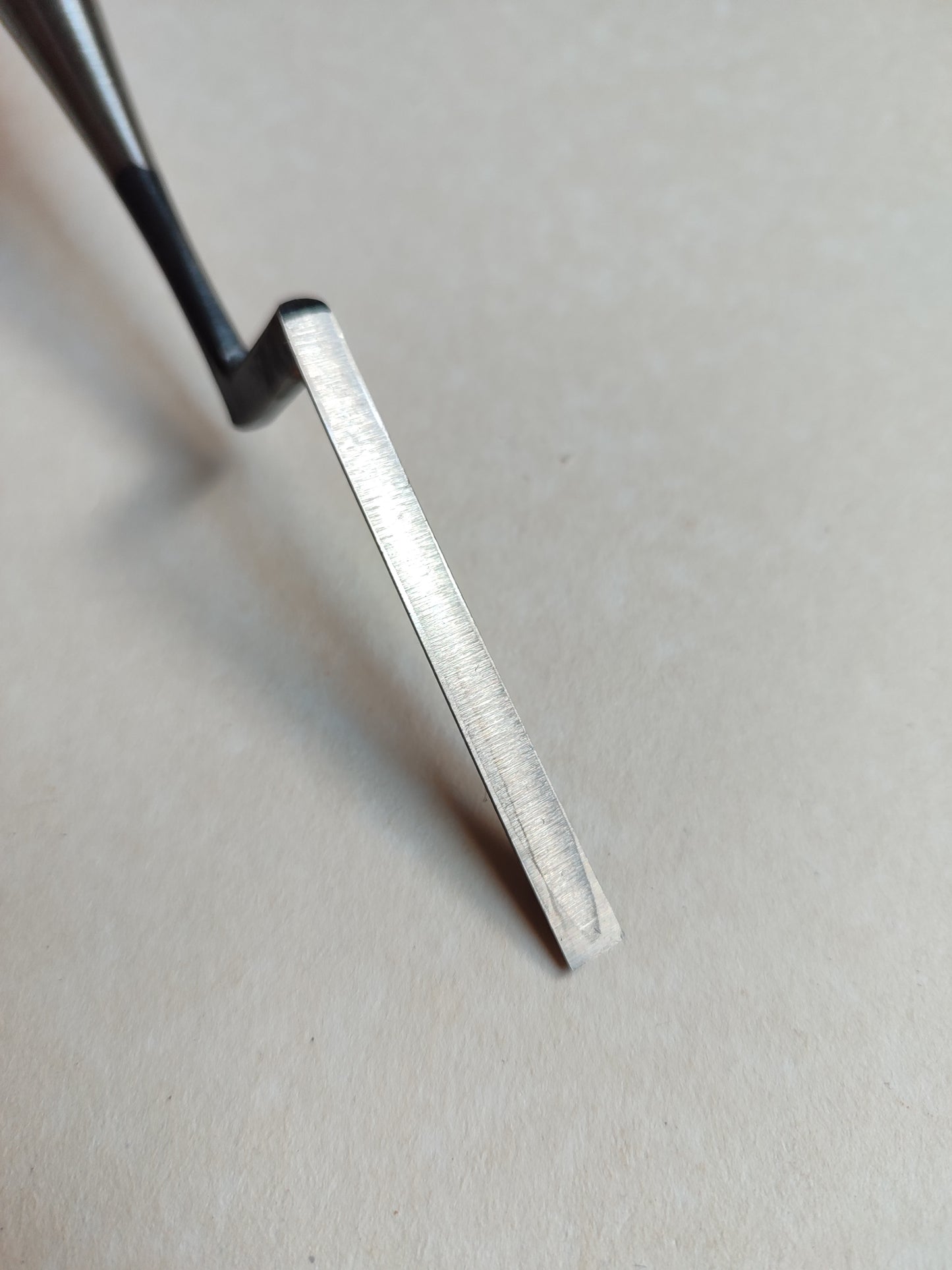 Ciseaux japonais "Kote Nomi" 6mm Higashi Mutsuhiro