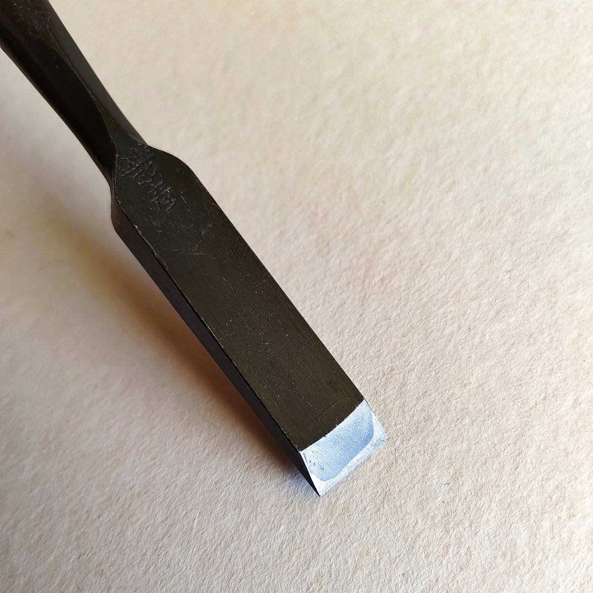 Ciseau japonais premium "Oire Nomi" 15mm "Koshihiko"