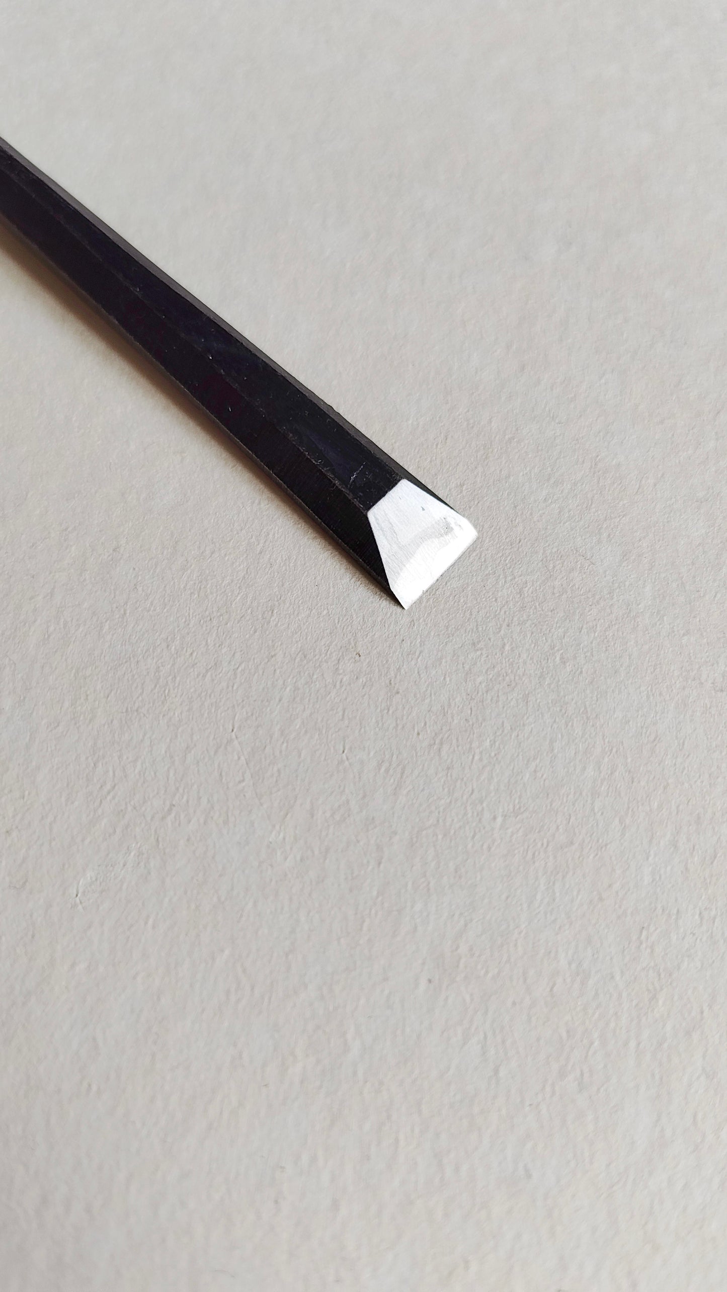 Ciseau Japonais Premium "Bachi Nomi" 9mm "Seigen"