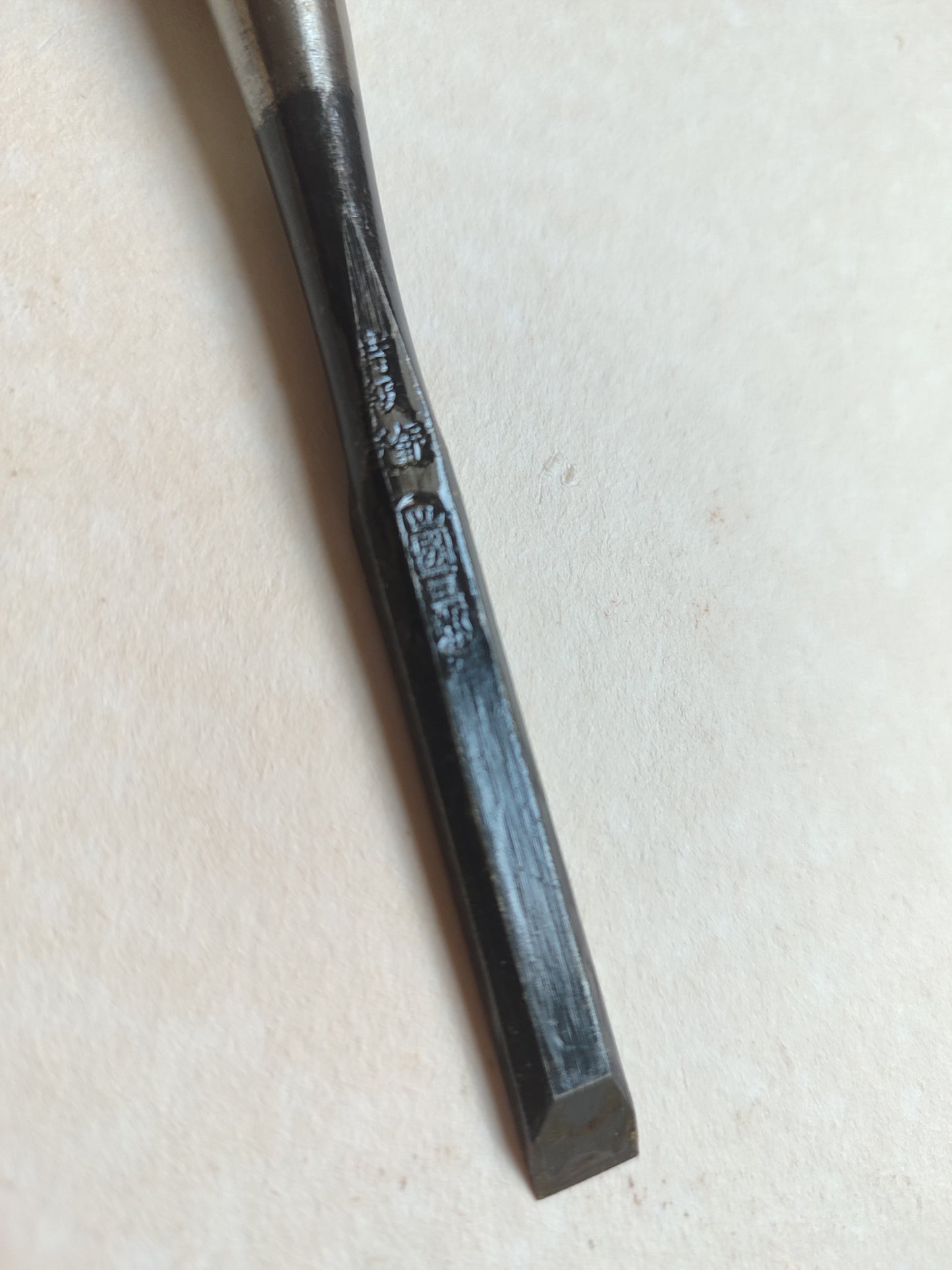 Ciseau japonais "Oire Nomi" 9mm