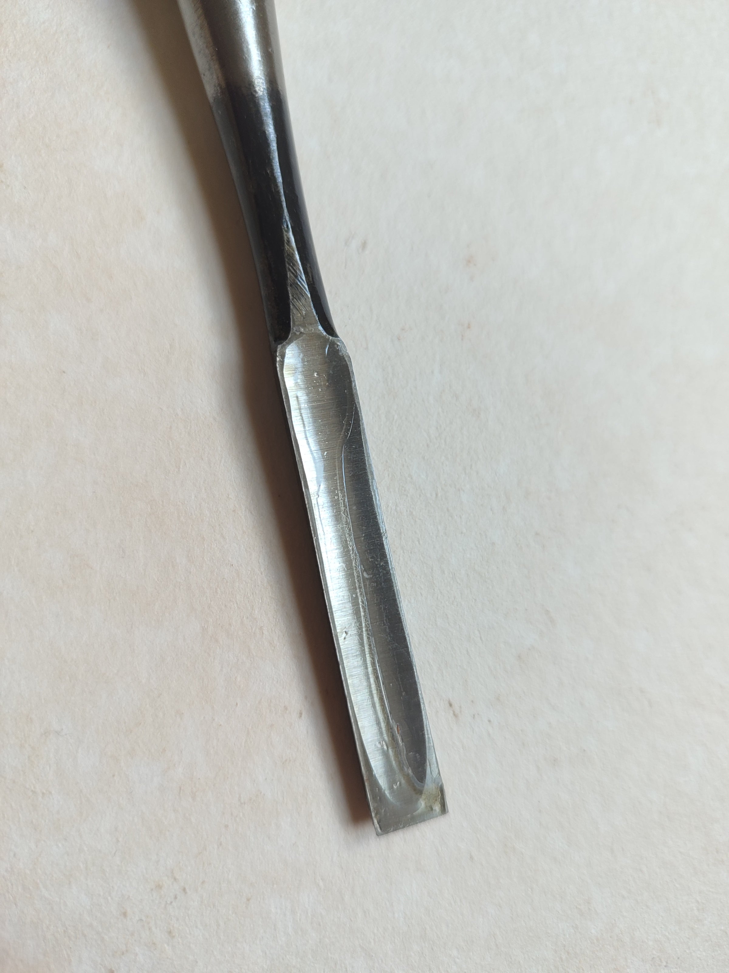 Ciseau japonais "Oire Nomi" 9mm