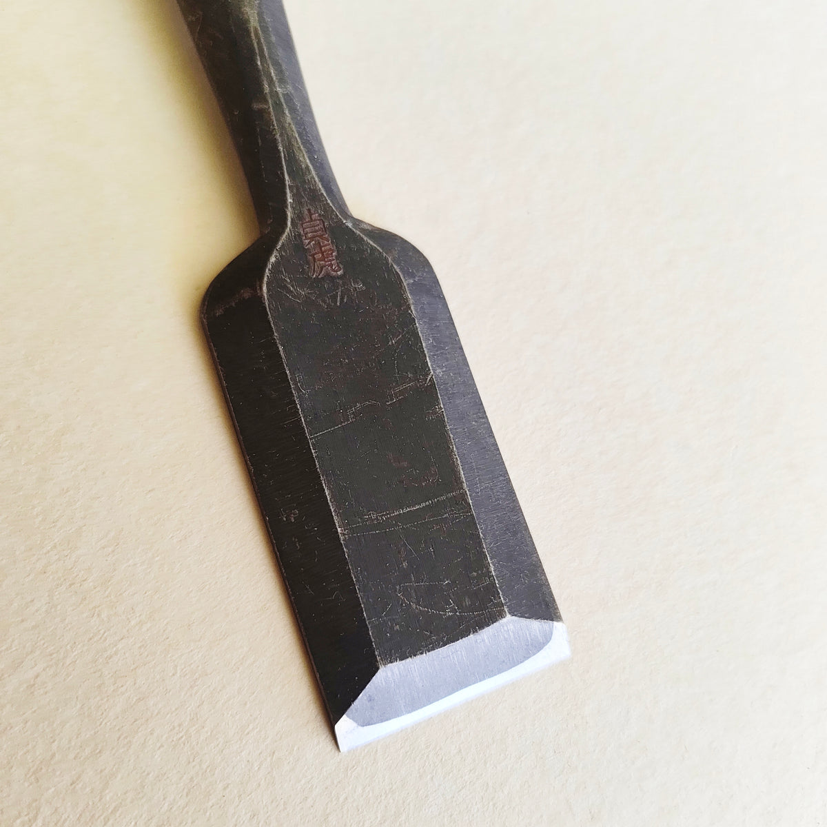 Ciseau Japonais Premium "Oire Nomi" 30mm "Sadatora"