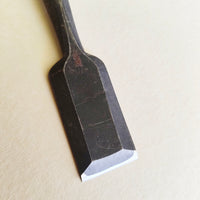 Ciseau Japonais Premium "Oire Nomi" 30mm "Sadatora"
