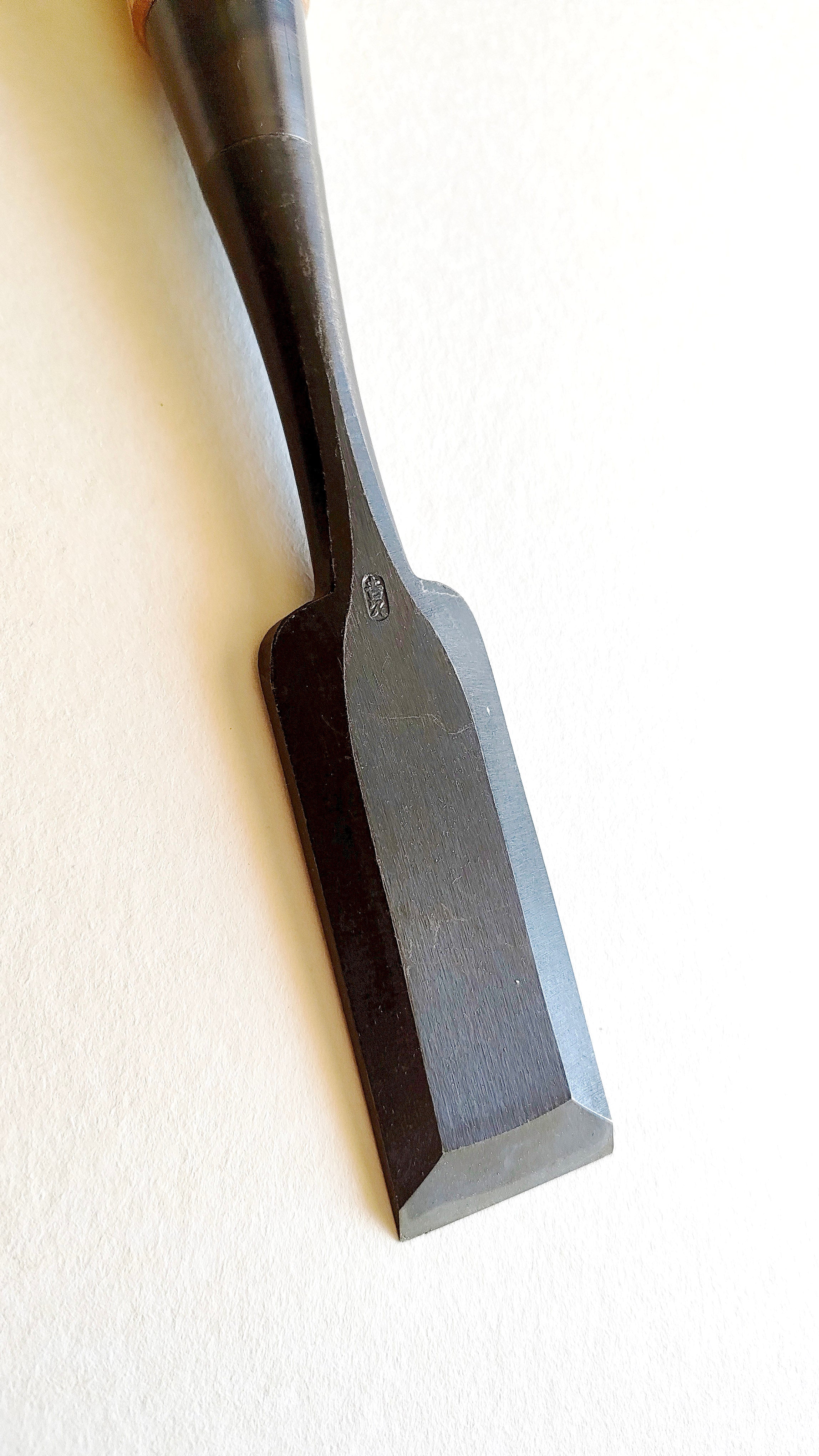 Ciseau japonais "Tataki Nomi" 36mm