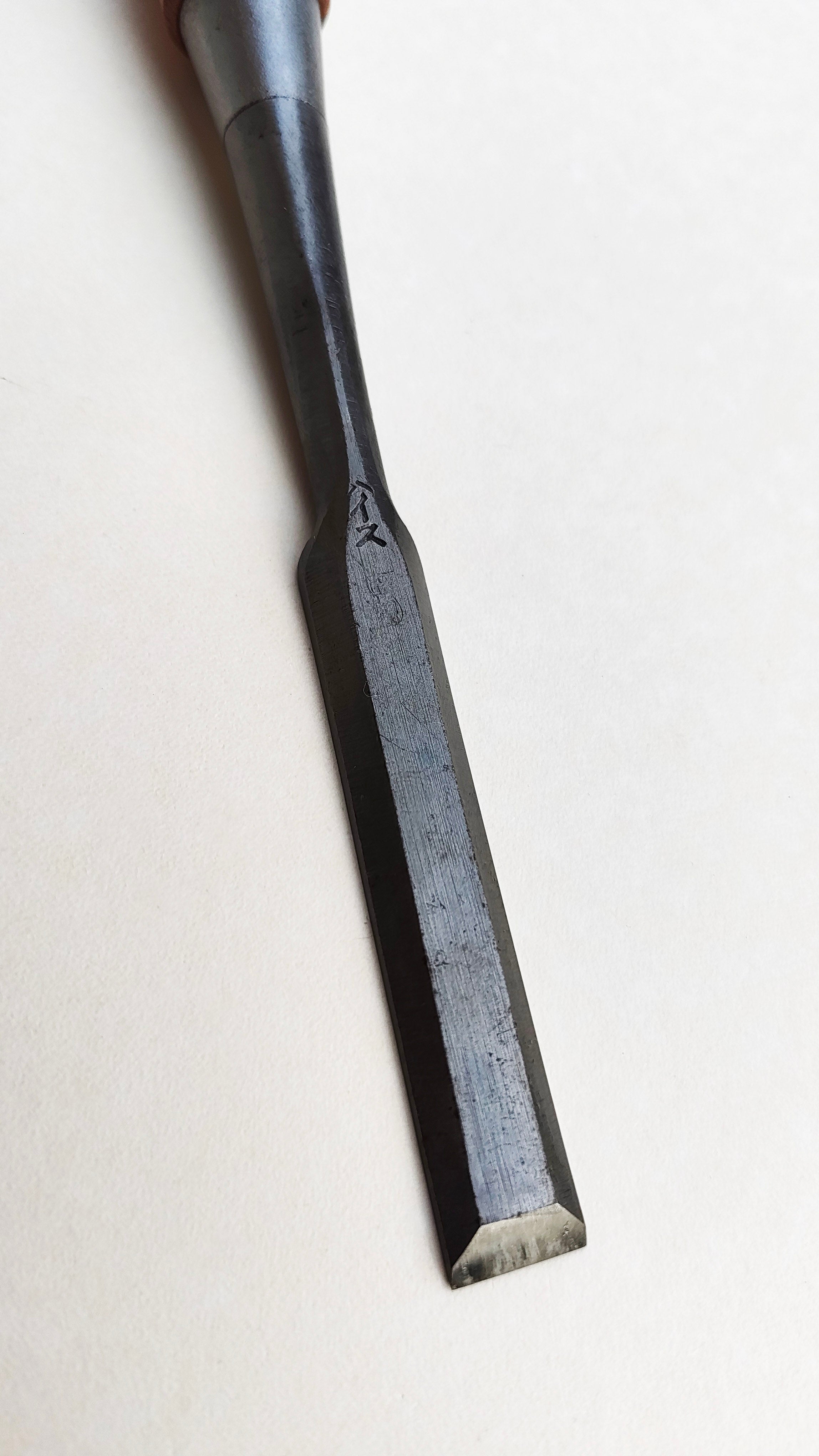 Ciseau japonais "Chu Tataki Nomi" 15mm HSS