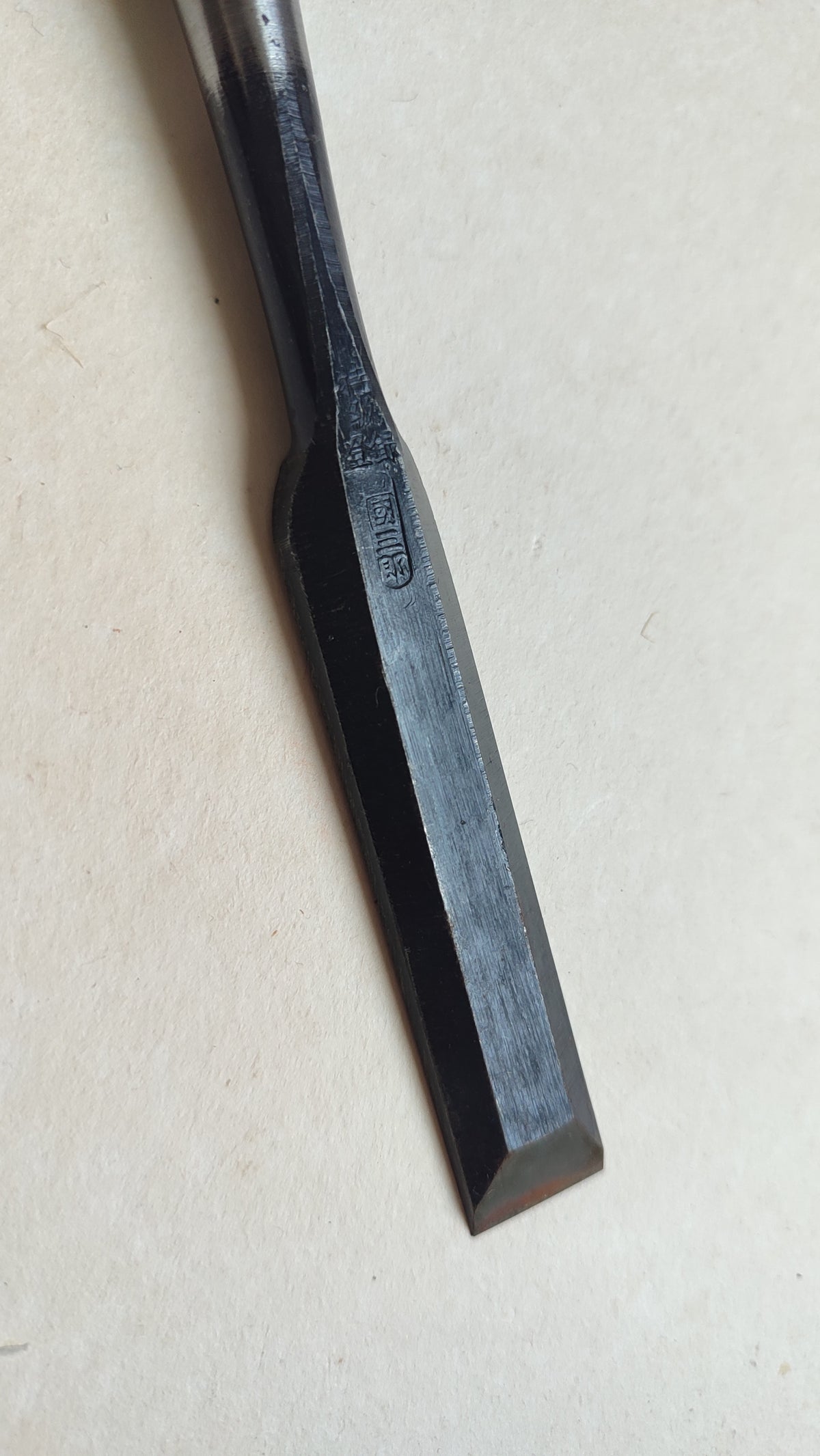 Cincel japonés "Tataki Nomi" 18mm "Kunisaburo"