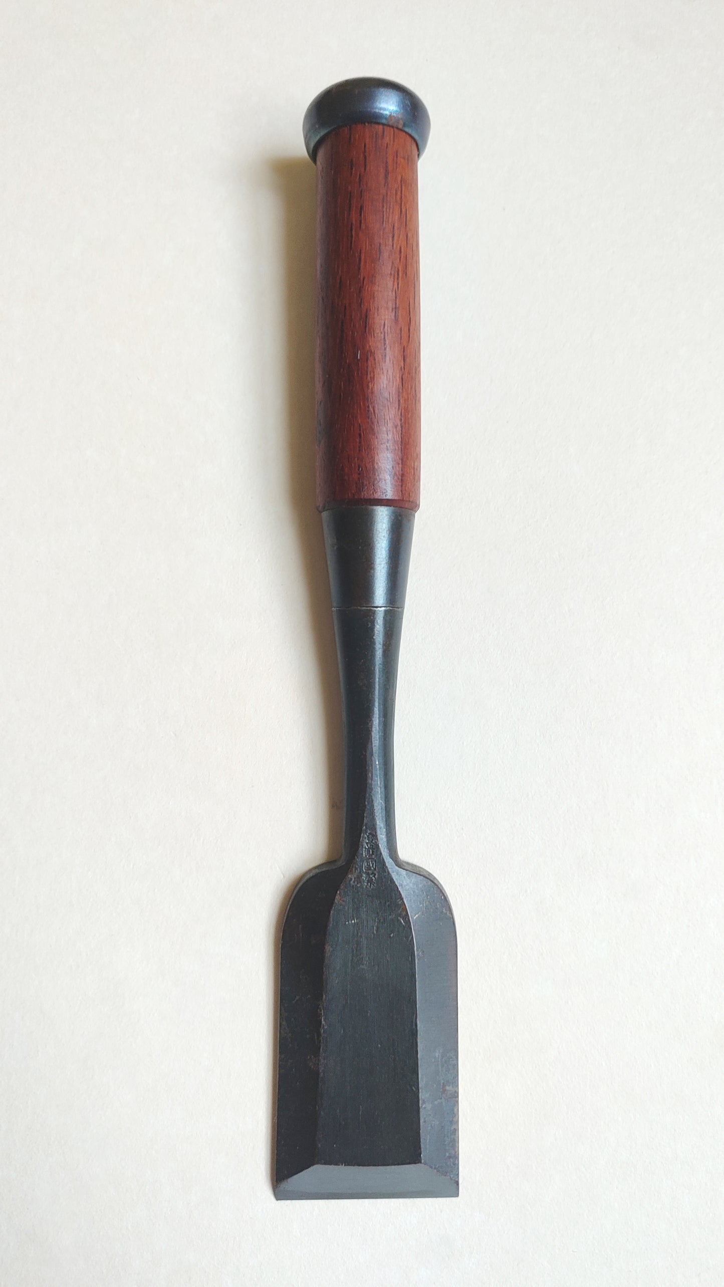 Large ciseau japonais "Tataki Nomi" 48mm Niigata