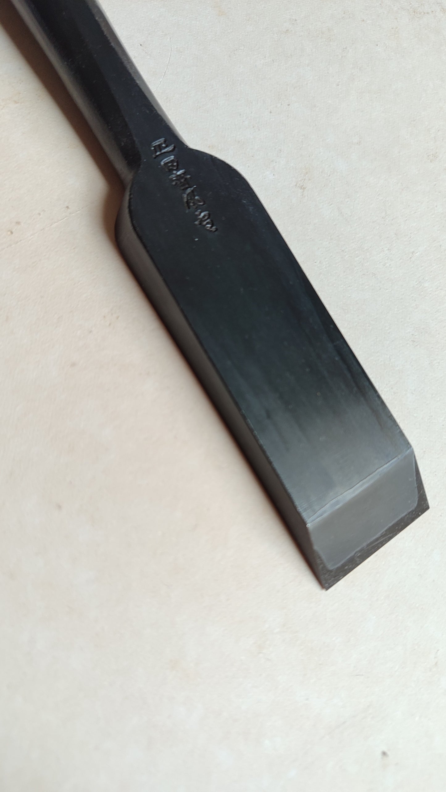 Magnifique ciseau japonais "Tataki Nomi" 30mm "Tasaï"