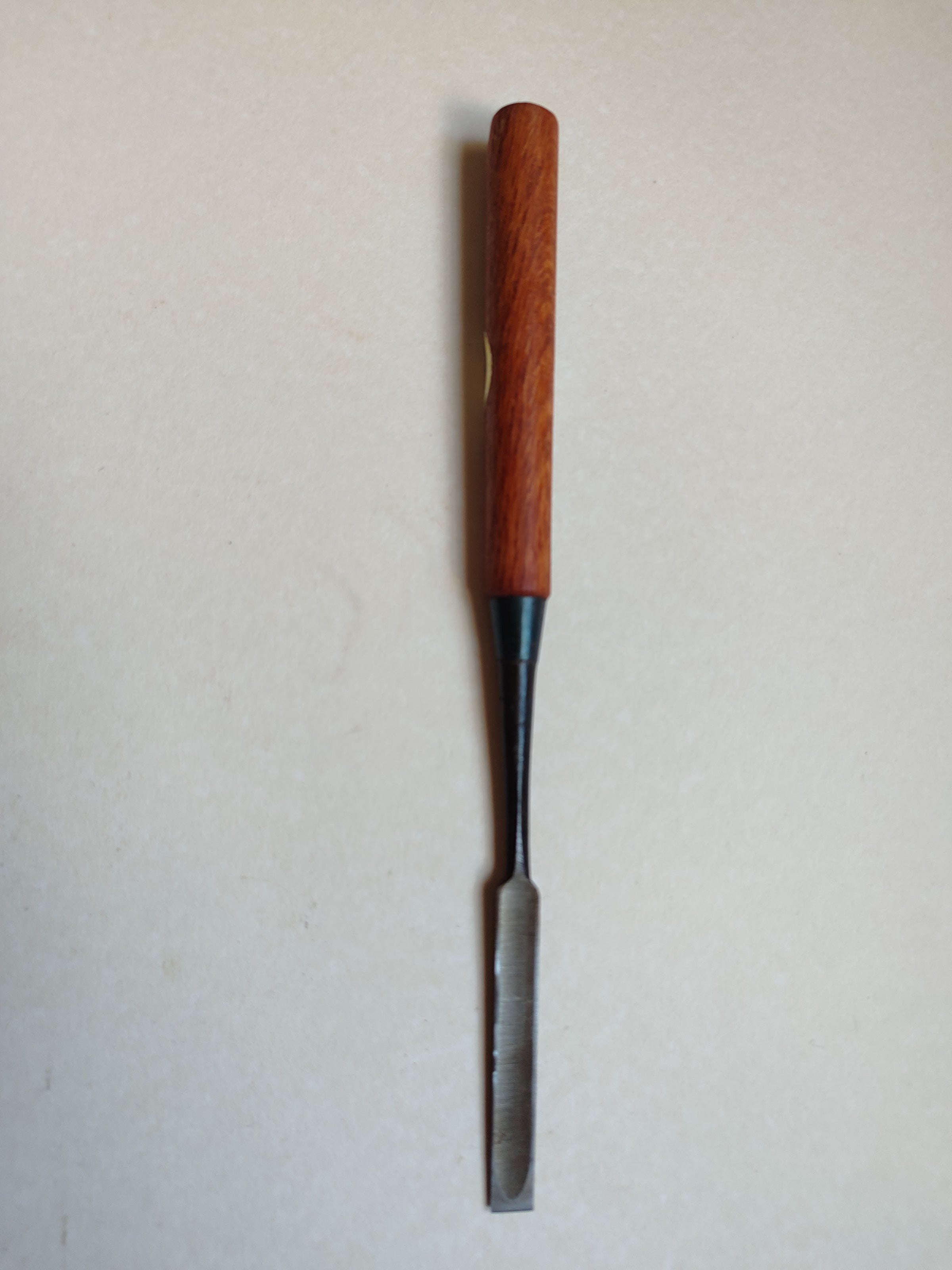 Ciseau japonais "Usu Nomi" 12mm "Kusuma"
