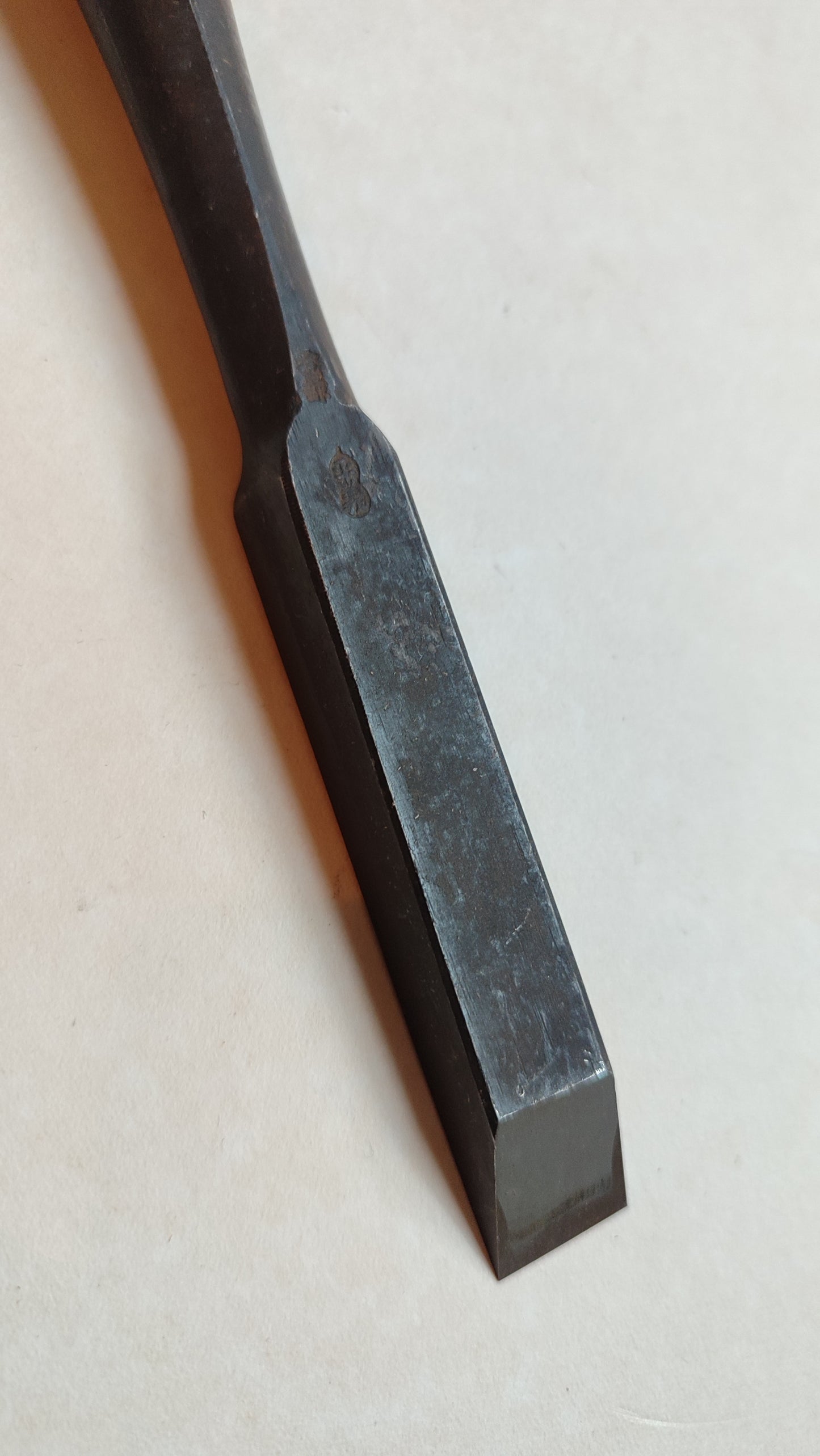 Cincel Japonés Premium "Oire Nomi" 24mm "Ouchi San"
